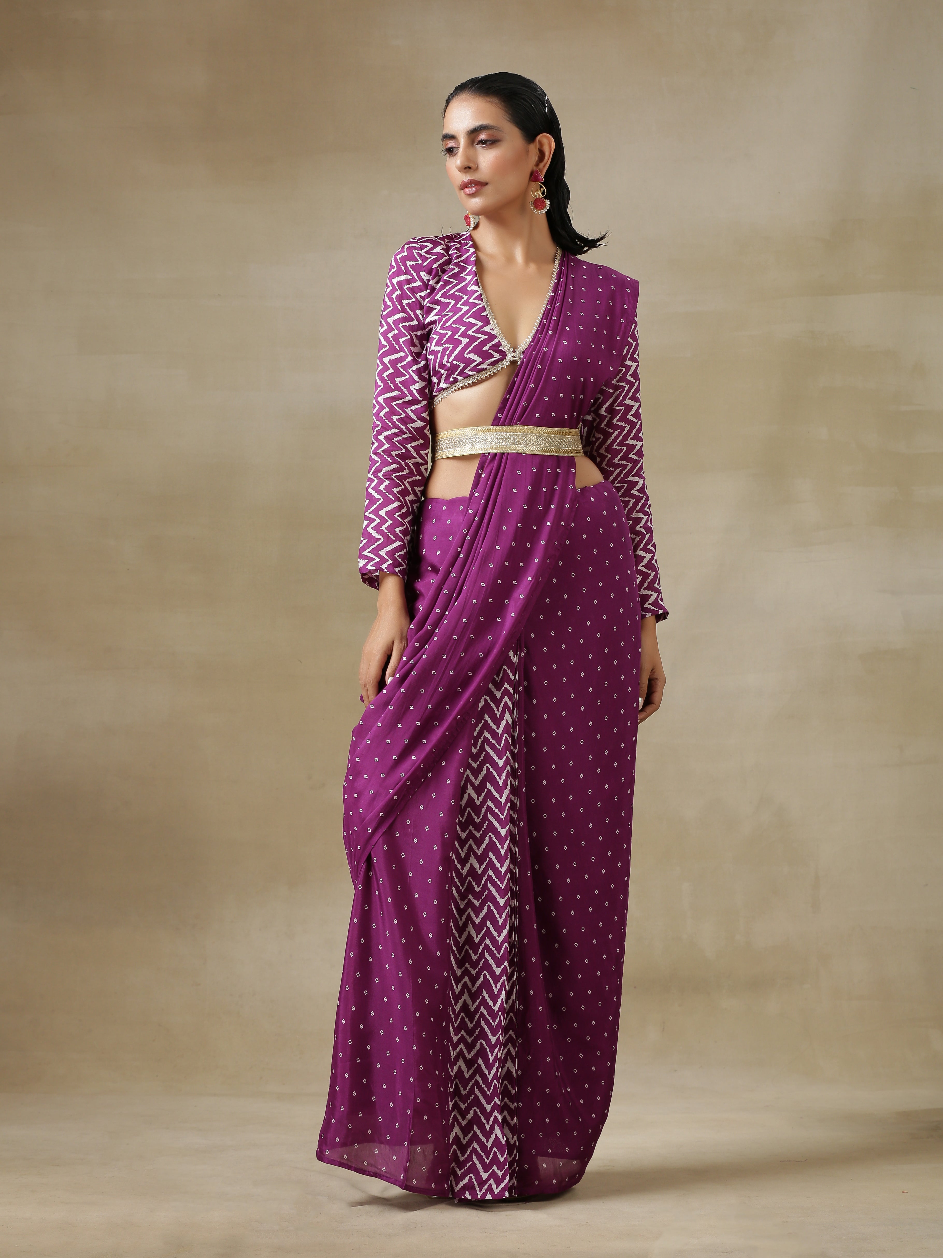 trueBrowns Purple Bandhani Printed Silk Ready to Wear Saree with Belt - Distacart