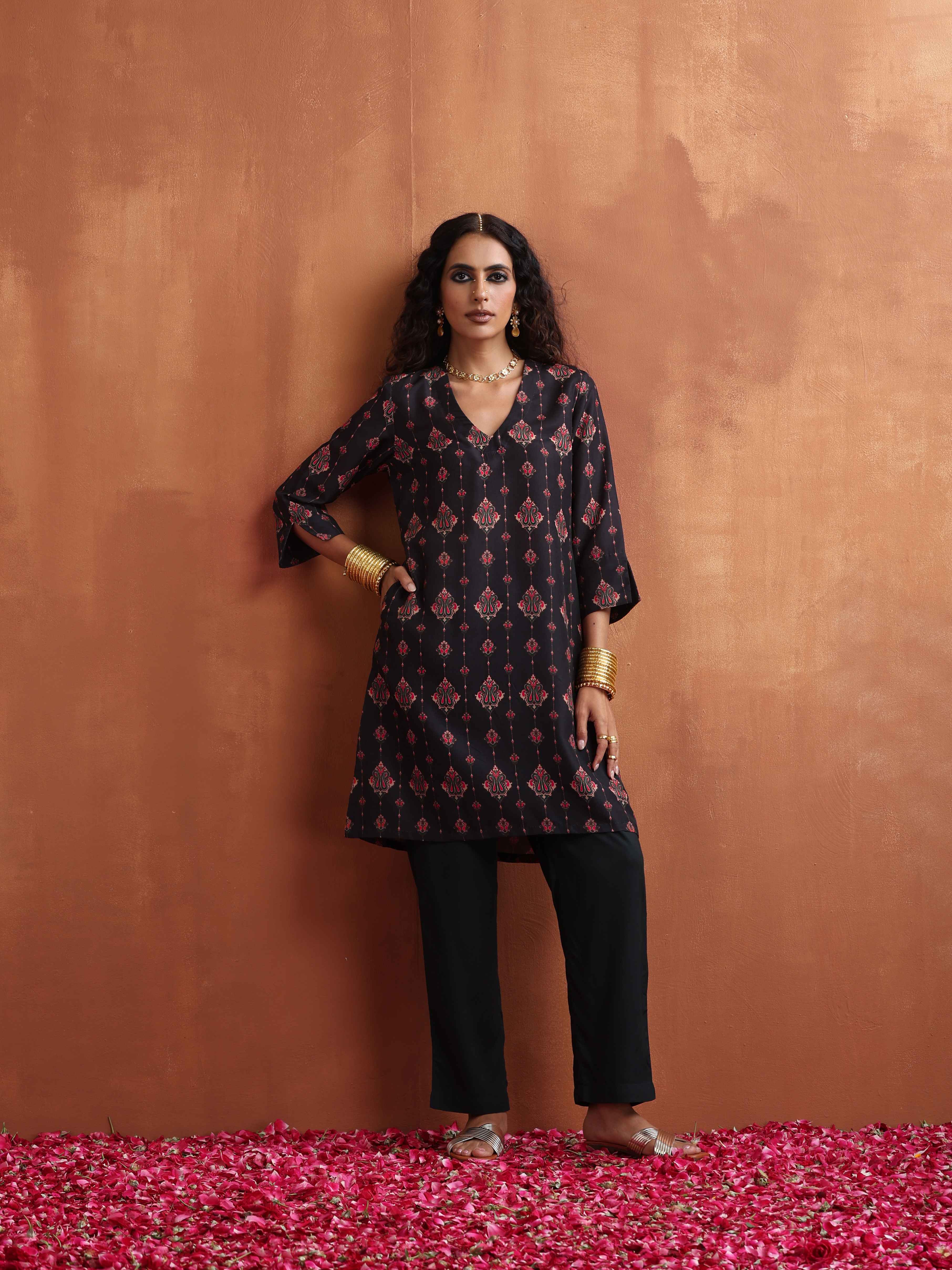 trueBrowns Black Print Kurta Co-ord Set - Distacart