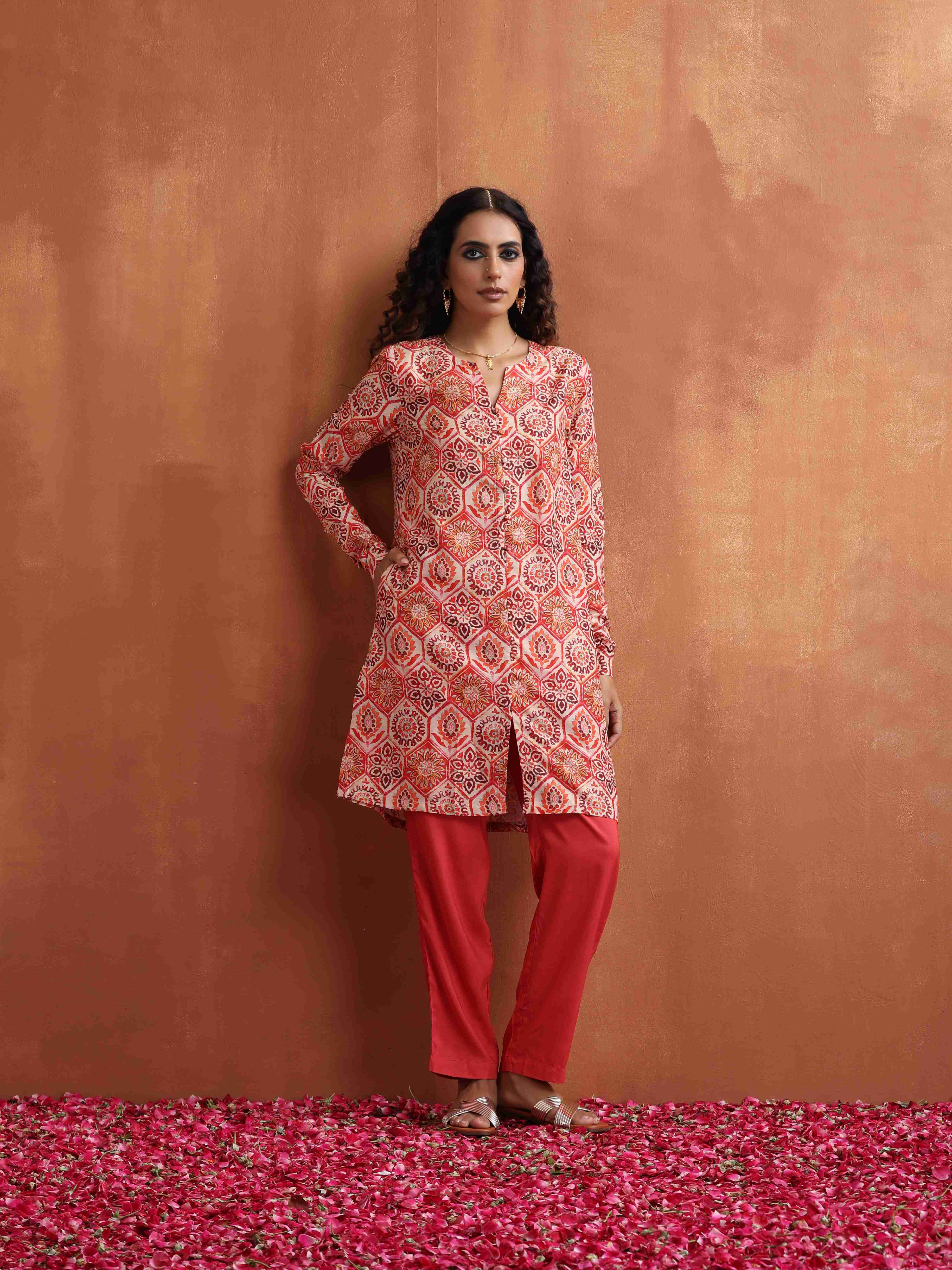 trueBrowns Beige Print Kurta Co-ord Set - Distacart