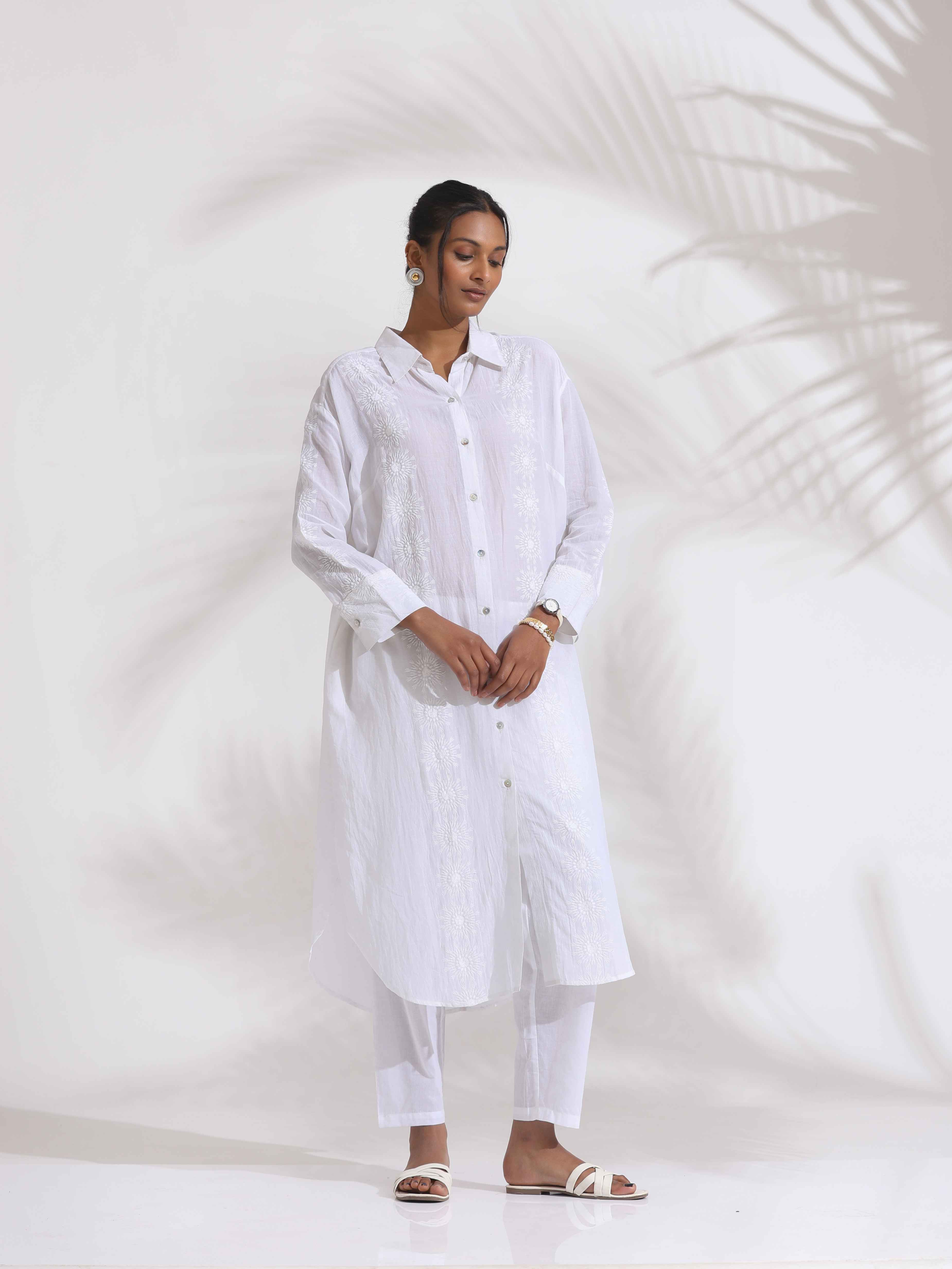 trueBrowns White Cotton Schiffli Shirt Kurta Set - Distacart