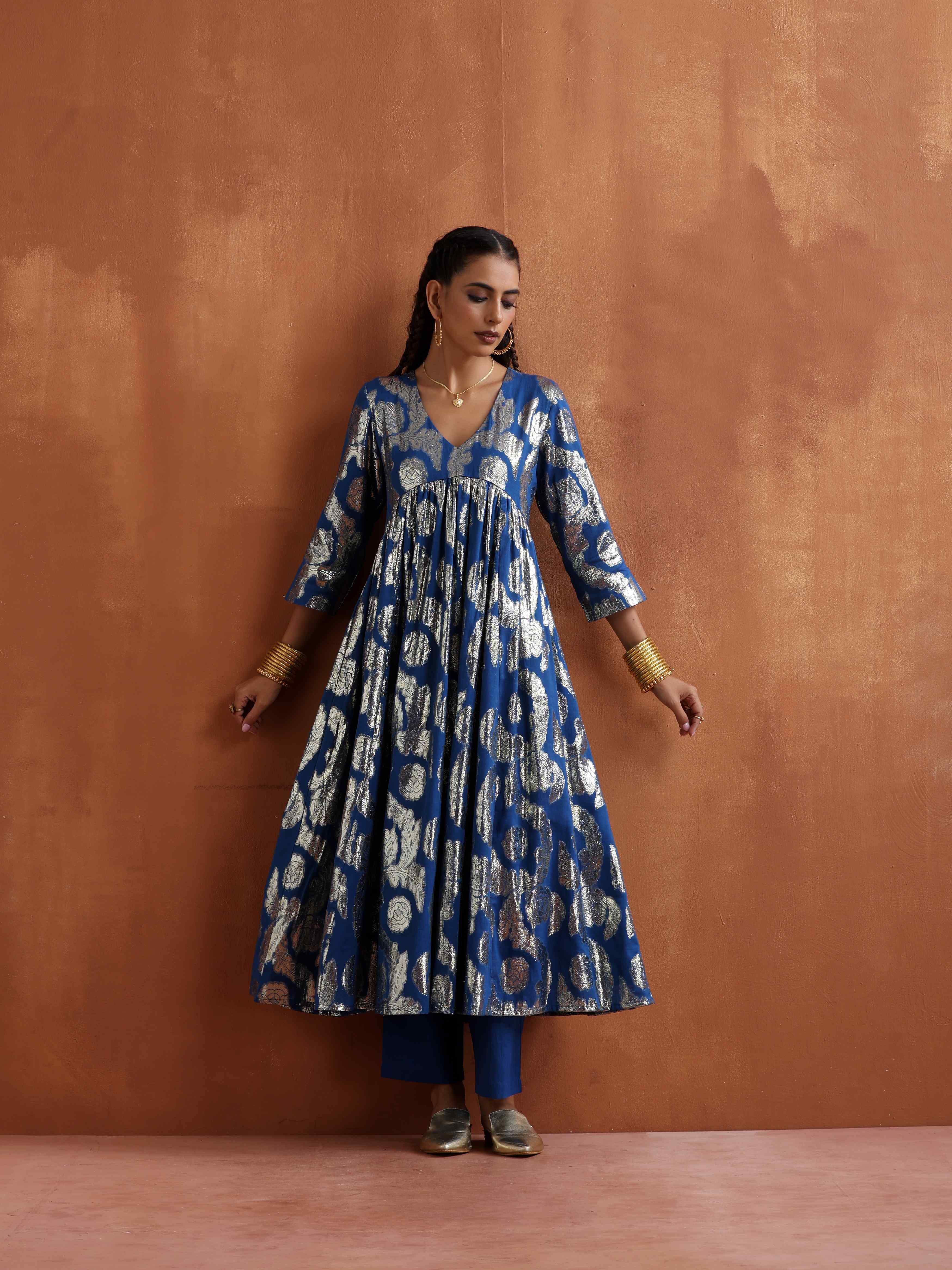 trueBrowns Blue Metallic Flared Anarkali Kurta Set - Distacart