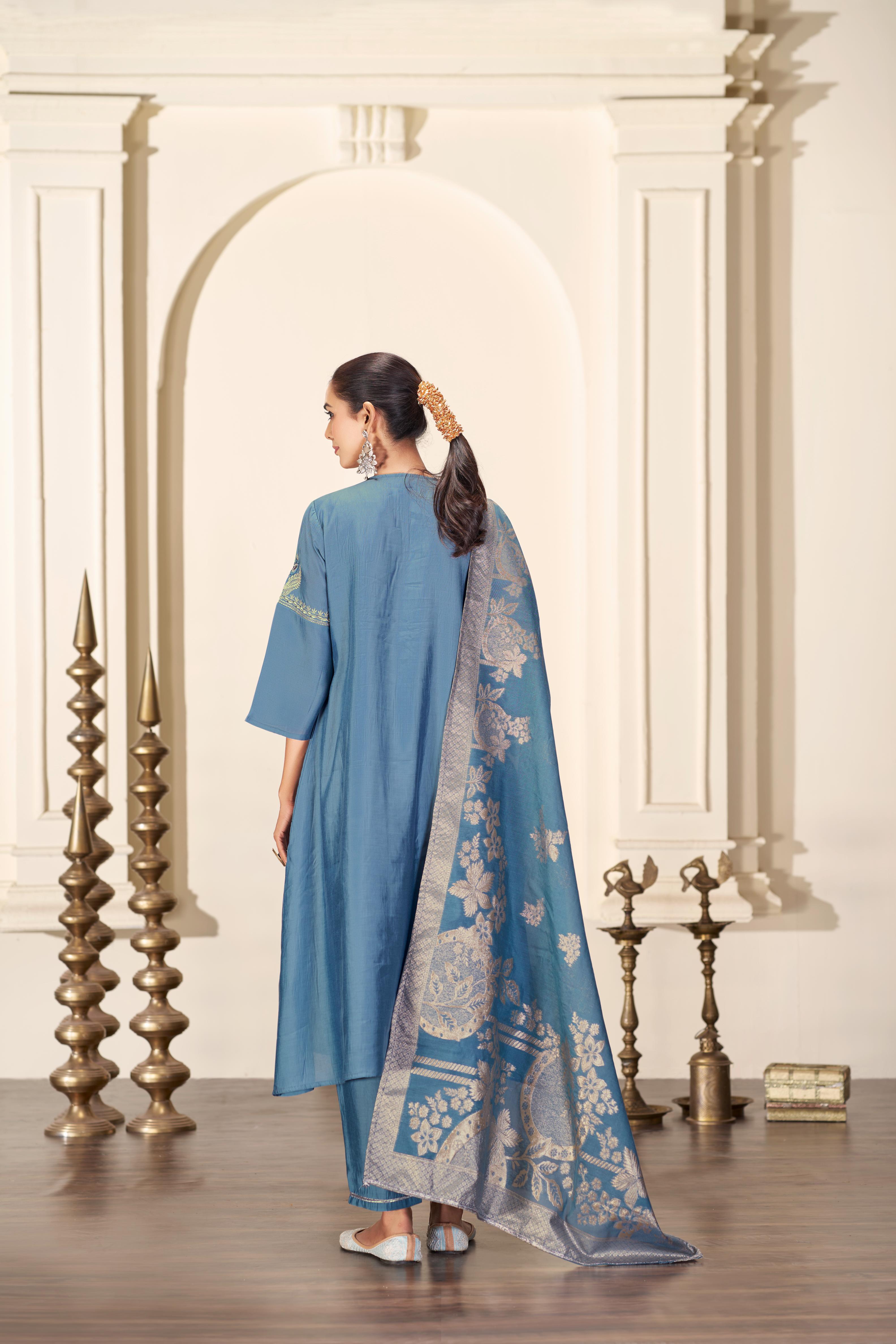 BulBul Shruti Iceblue Silk Kurta Set with Dupatta