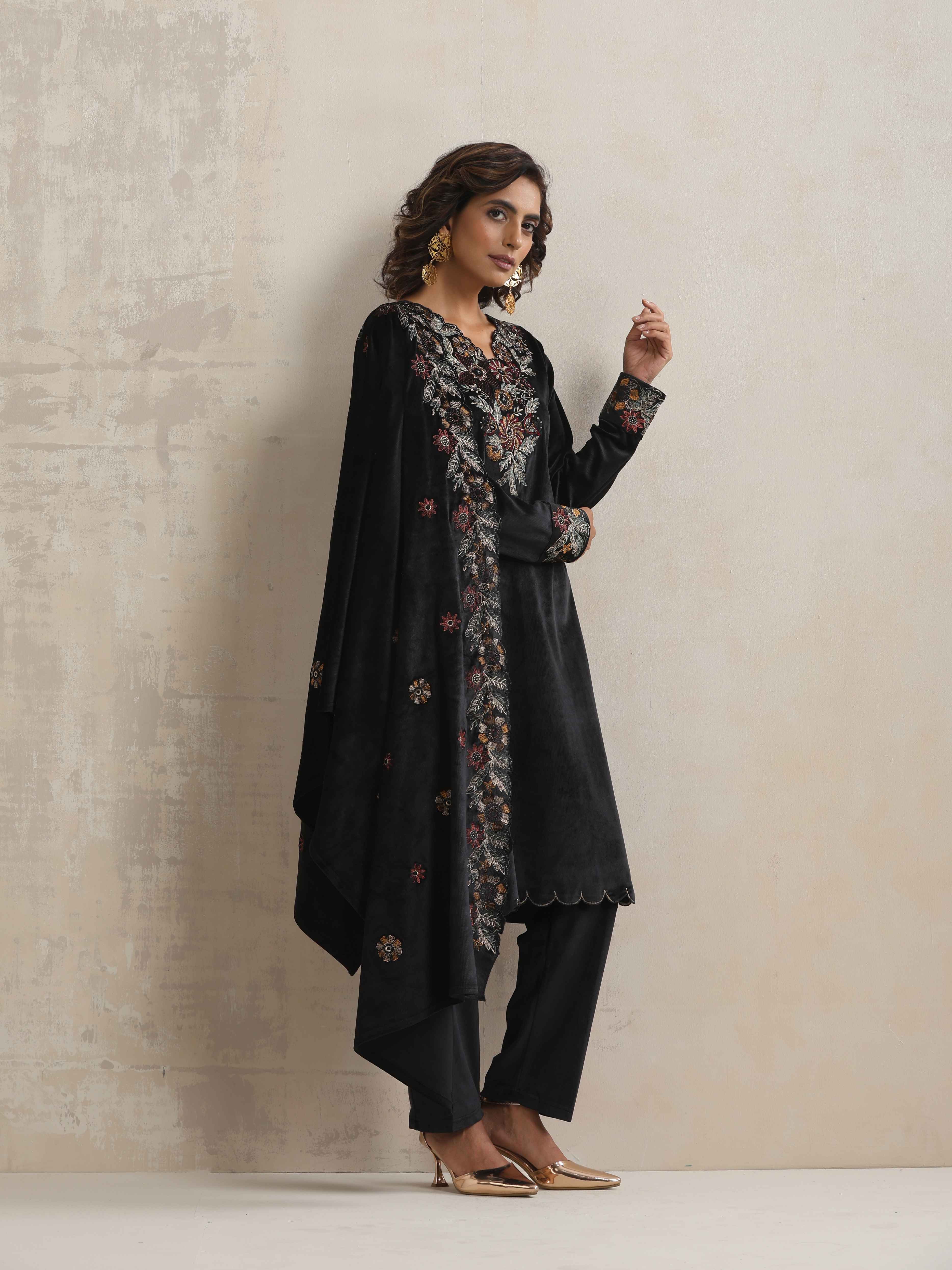 trueBrowns Black Velvet Floral Embroidered Kurta Pant Dupatta Set - Distacart