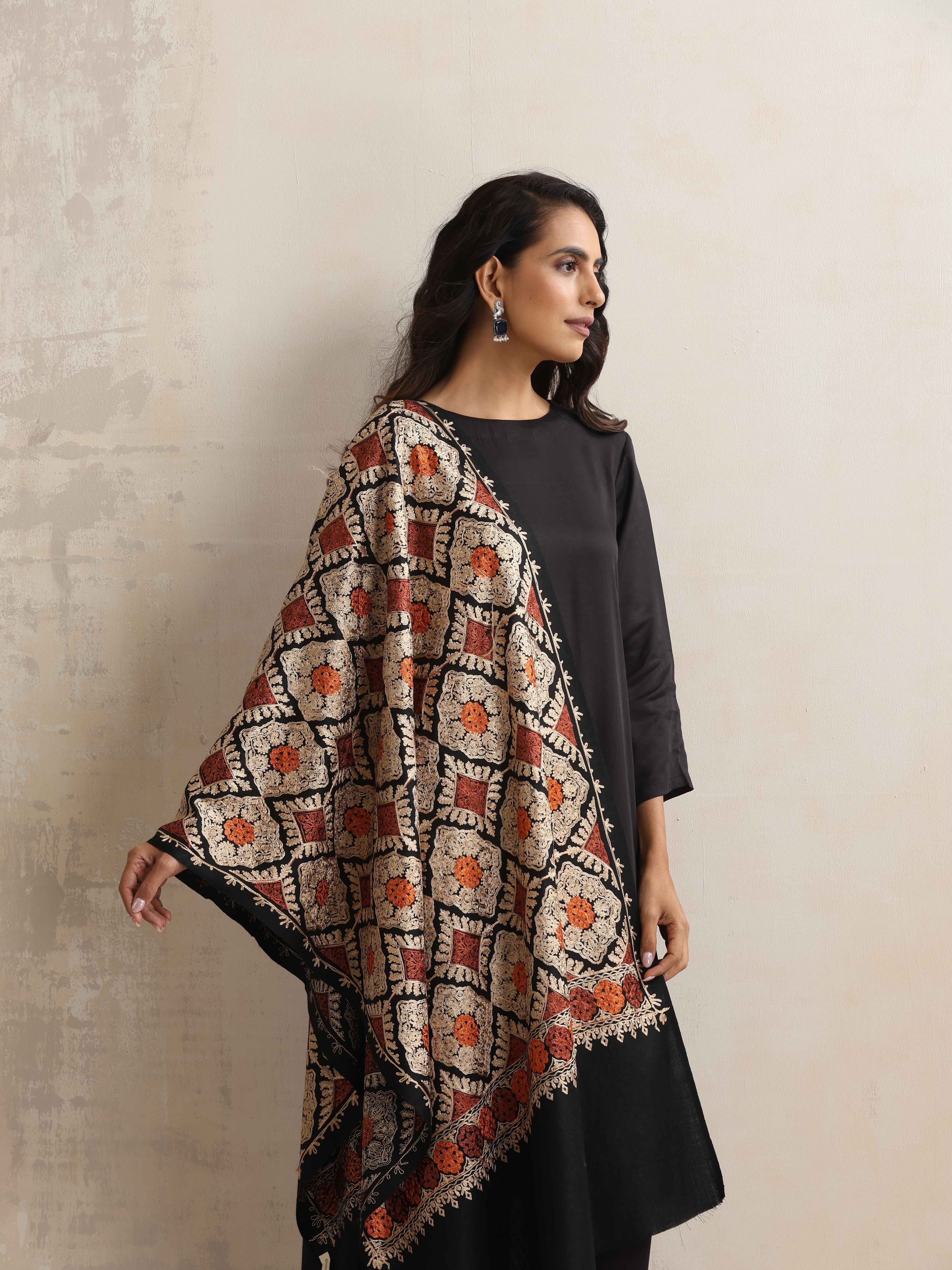 trueBrowns Black Embroidered Woollen Stole - Distacart