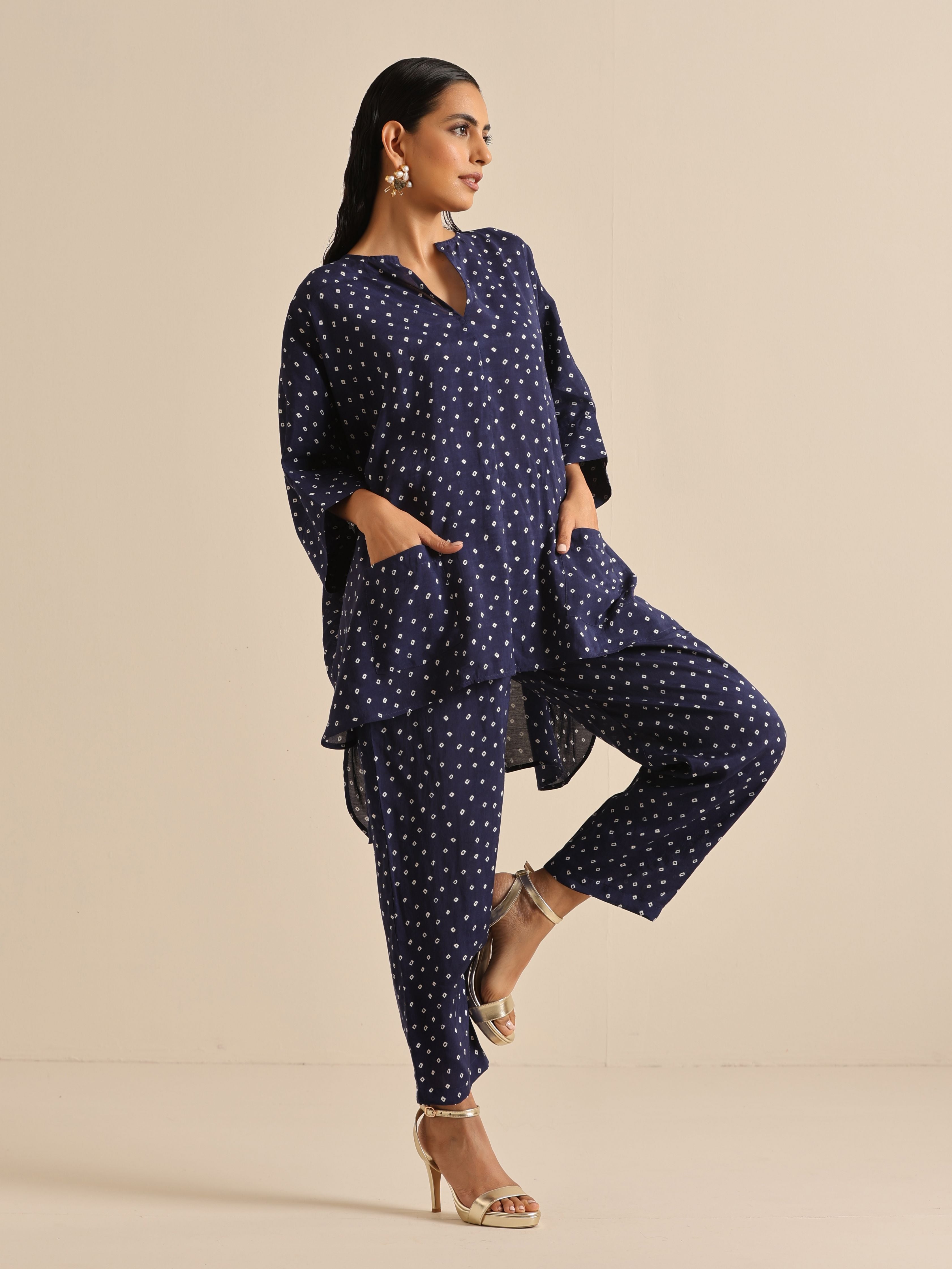 trueBrowns Blue Bandhani Silk Printed Boxy Fit Co-Ord Set - Distacart