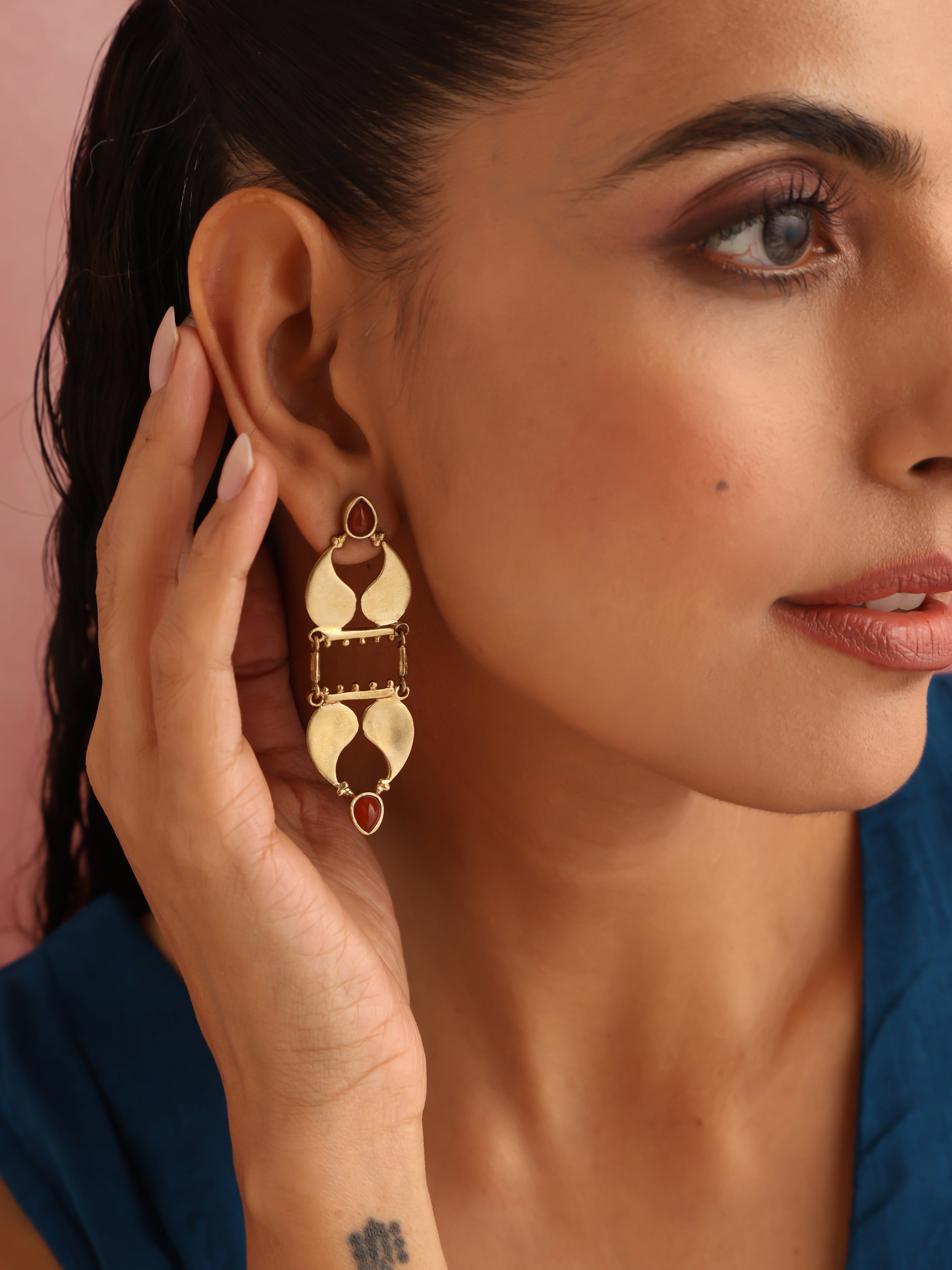 trueBrowns Brass Red Stone Paisley Earrings - Distacart