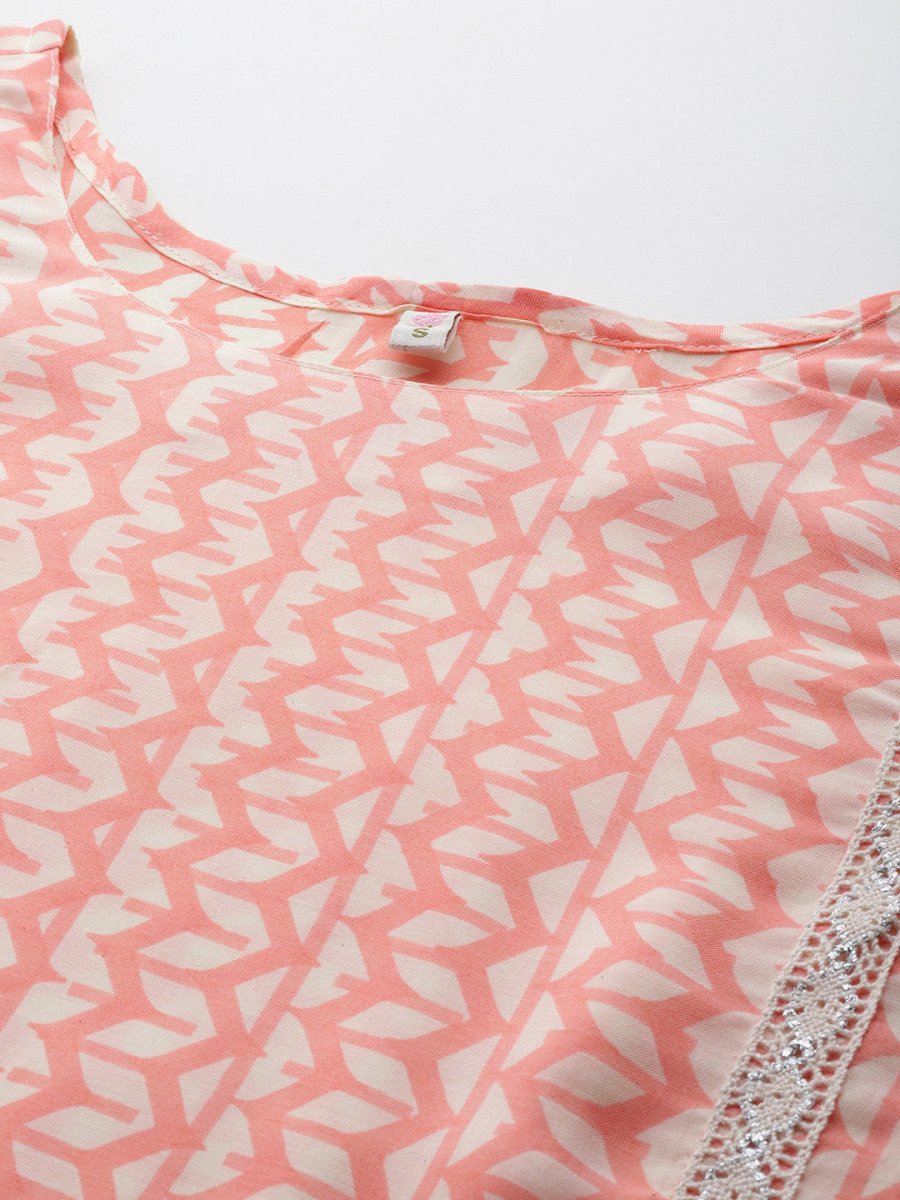 Ahalyaa Abstract Printed Pure Cotton Kurta with Lace Detail - Distacart