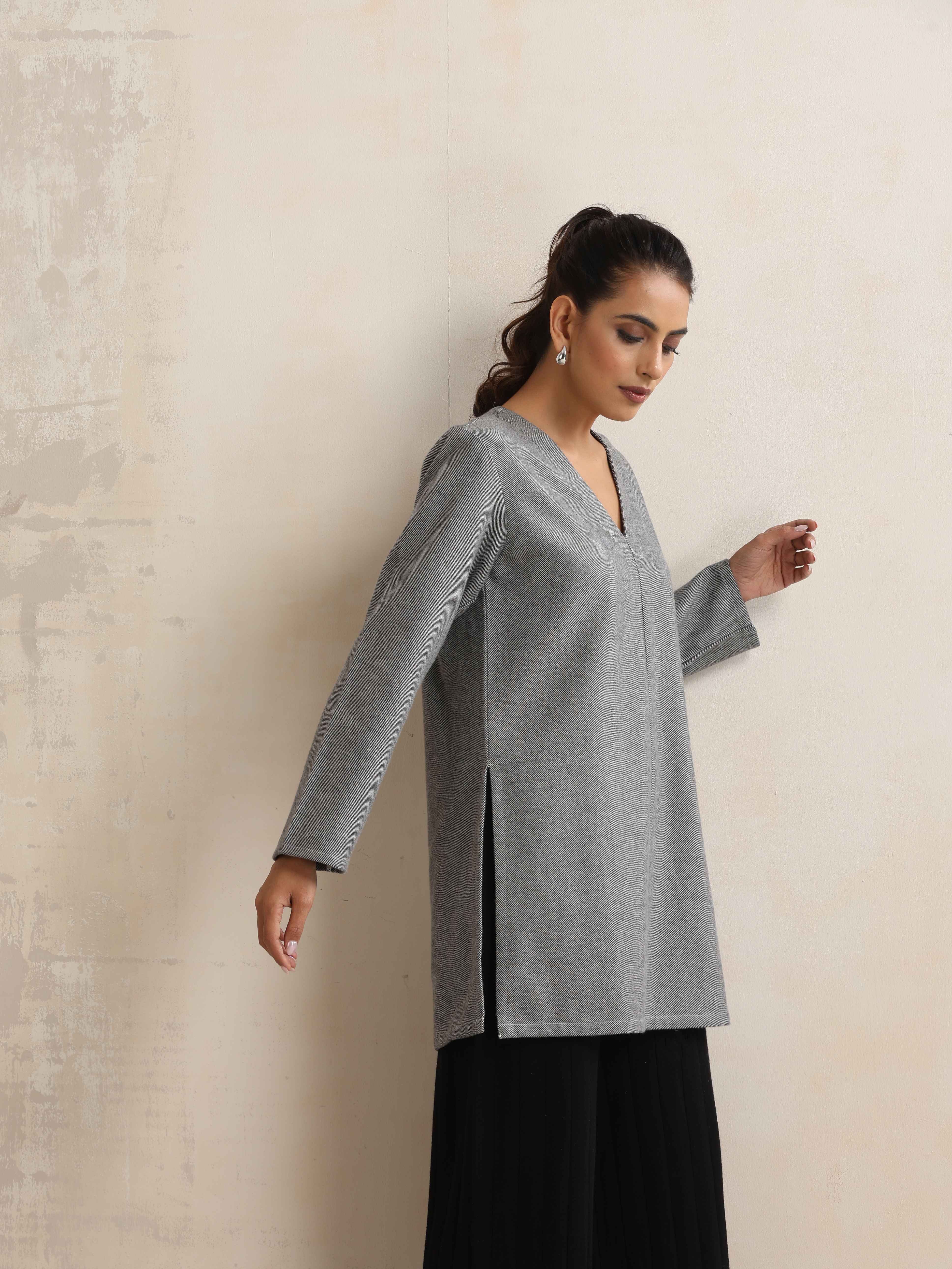 trueBrowns Grey Winter High Slit Top - Distacart