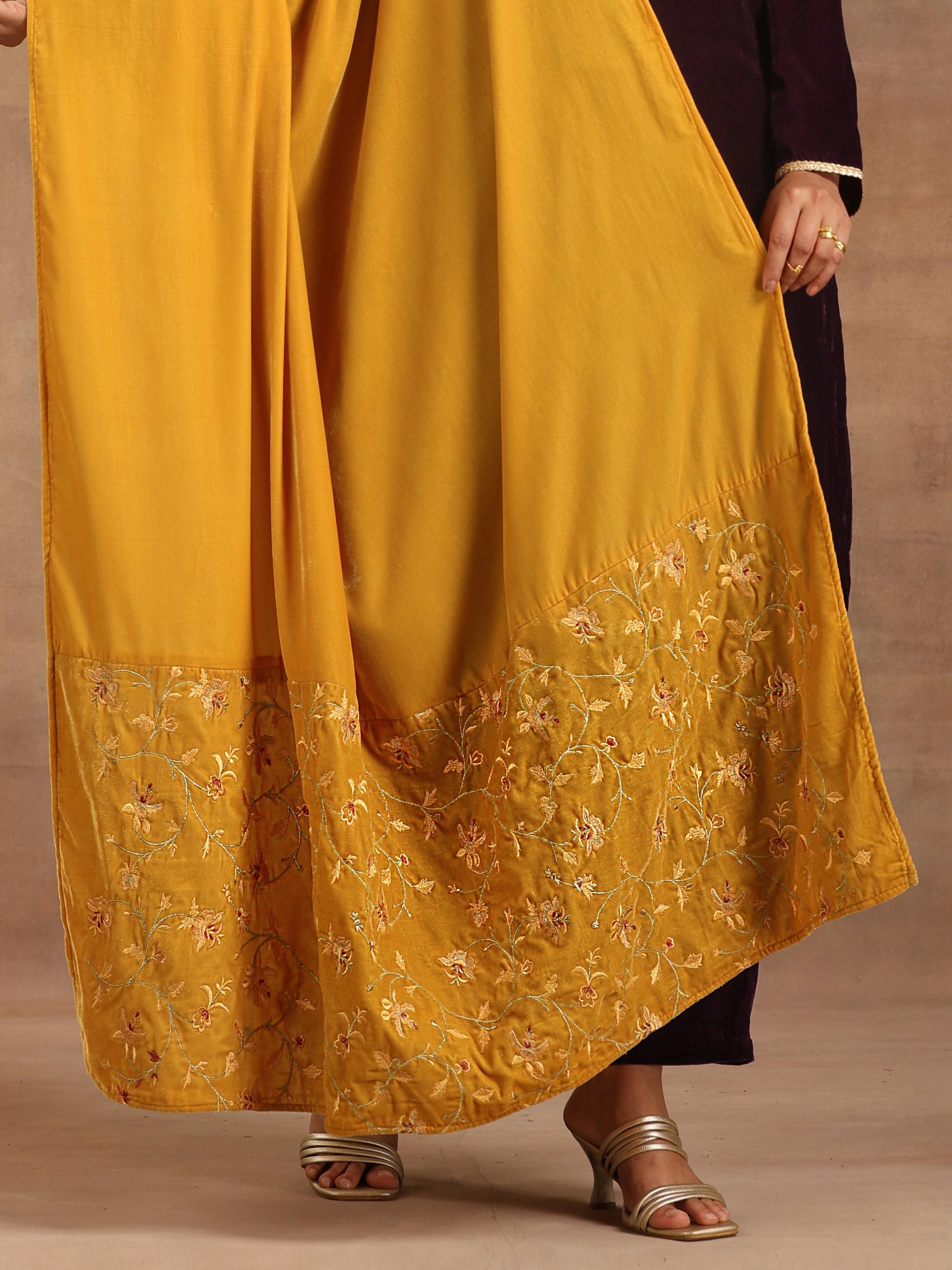 trueBrowns Mustard Velvet Embroidered Shawl - Distacart