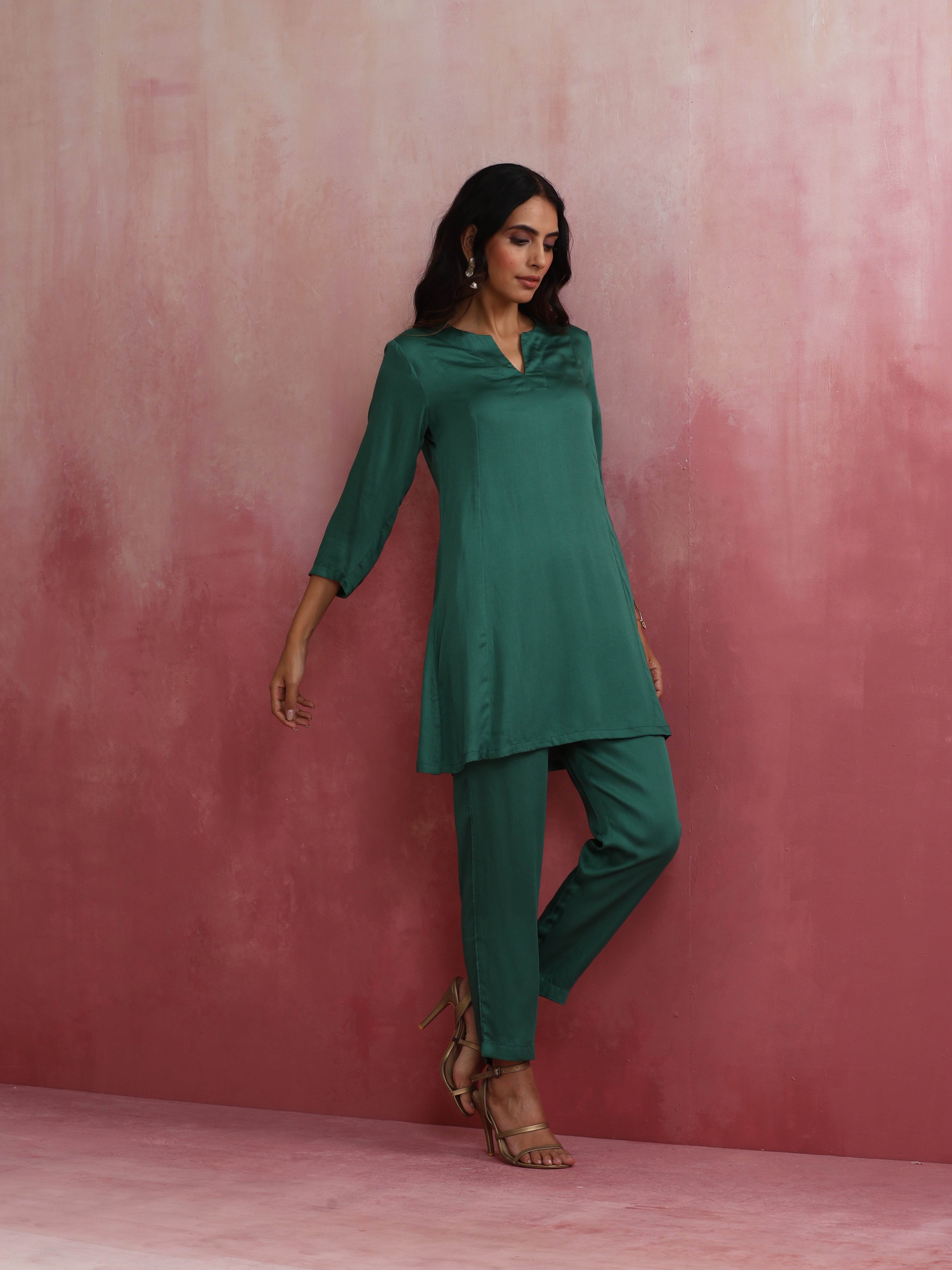 trueBrowns Green Straight Kurta Co-ord Set - Distacart
