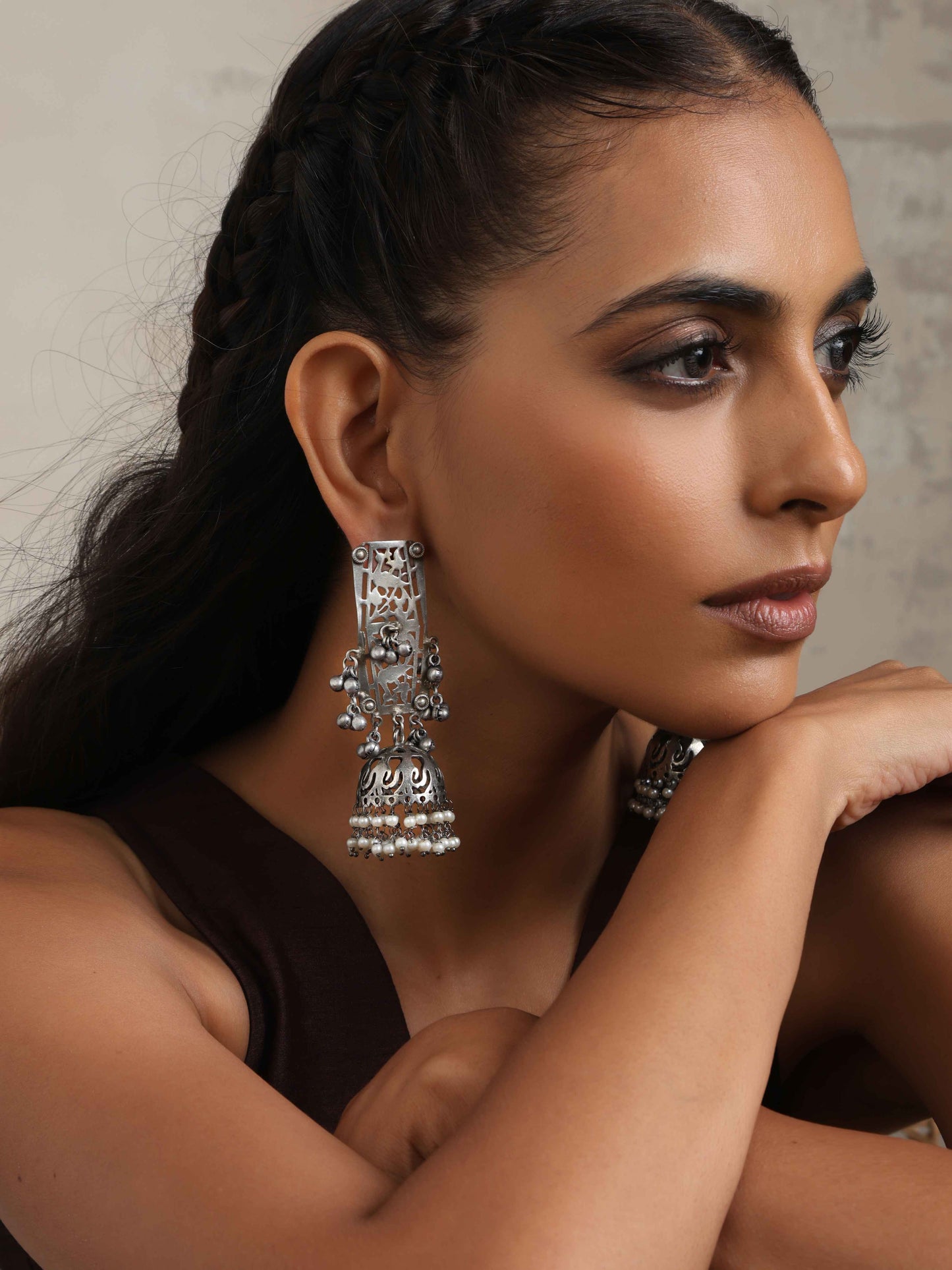 trueBrowns Silver Tone Floral Jhumka Earrings - Distacart