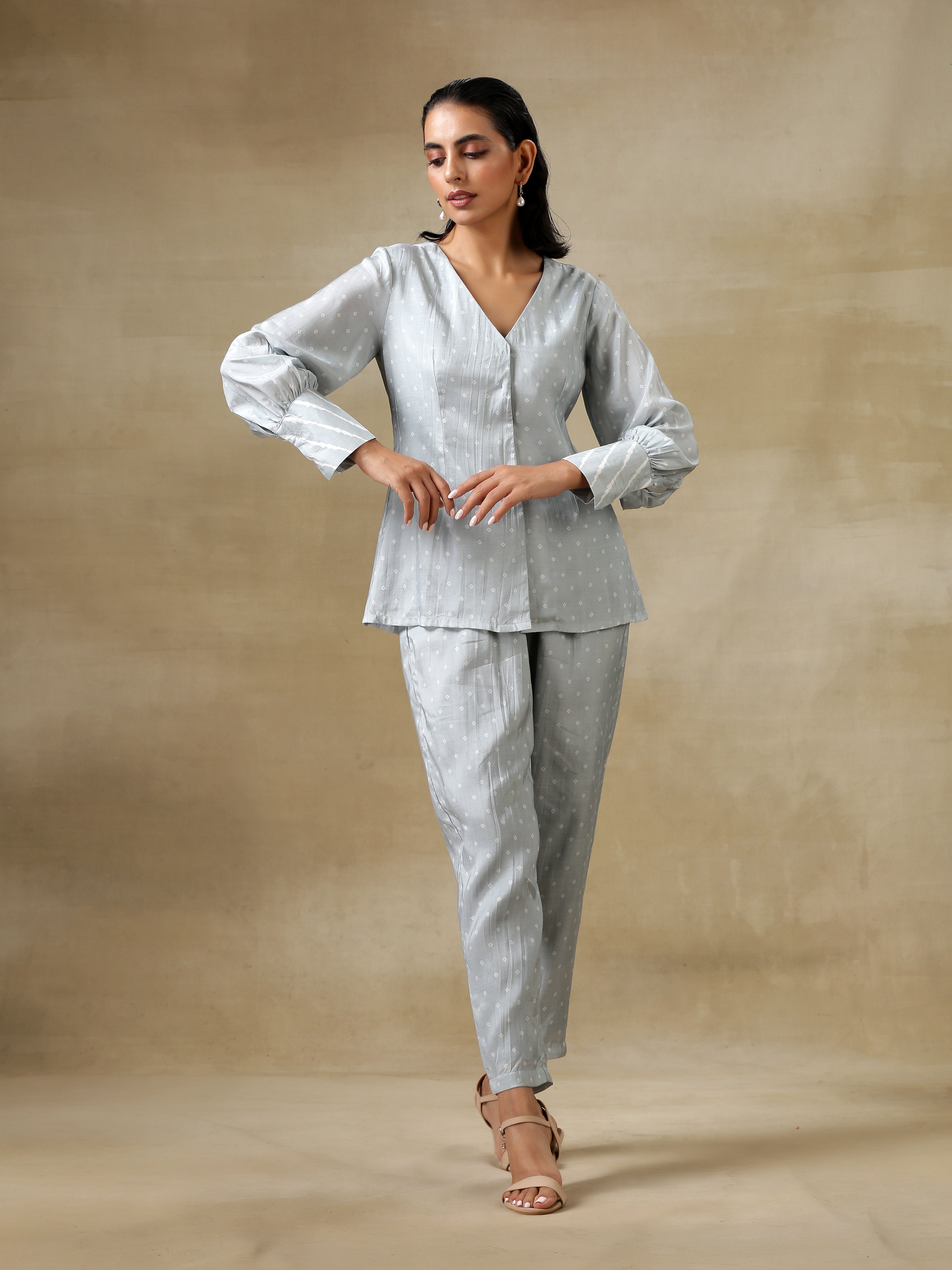 trueBrowns Grey Bandhani Printed Silk Front Open Short Co-Ord Set - Distacart