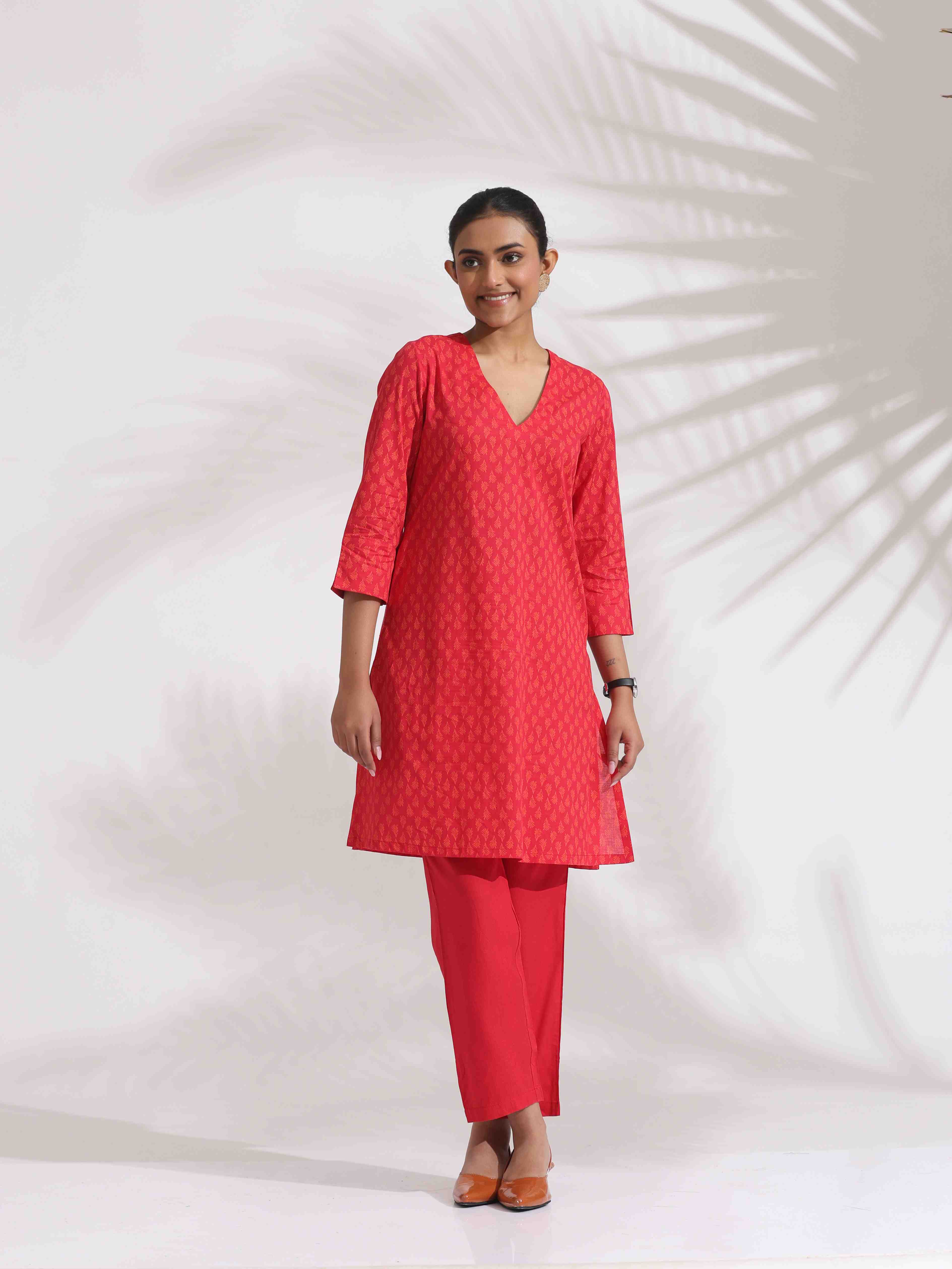 trueBrowns Red Cotton Print Kurta Co-ord Set - Distacart