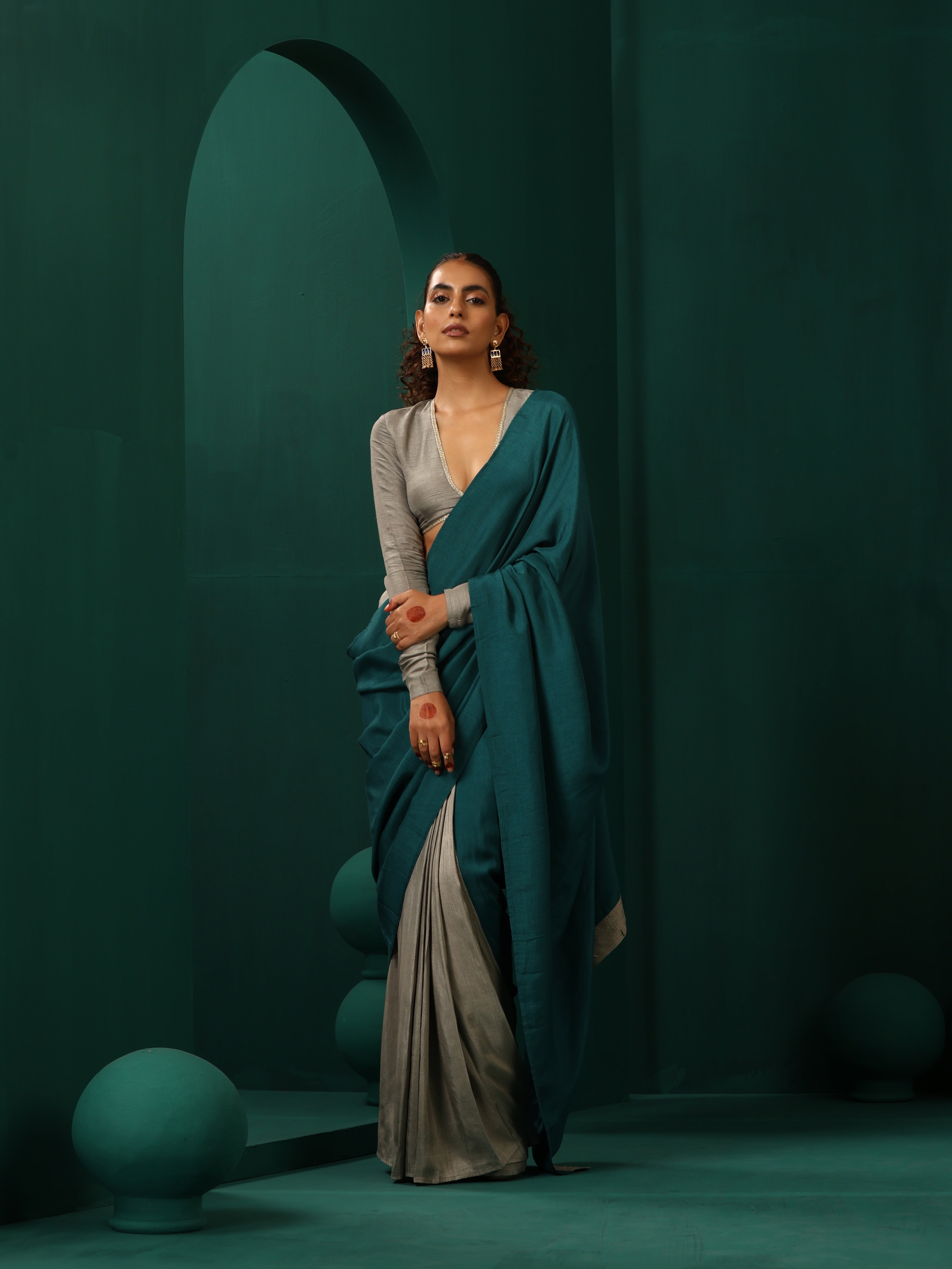 trueBrowns Teal Grey Silk Ready to Wear Saree - Distacart