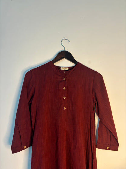 trueBrowns Maroon Slub Kurta - Distacart