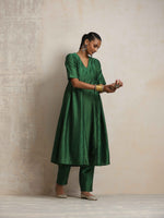 Thumbnail for trueBrowns Dark Green Silk Arkali Flared Kurta Set - Distacart