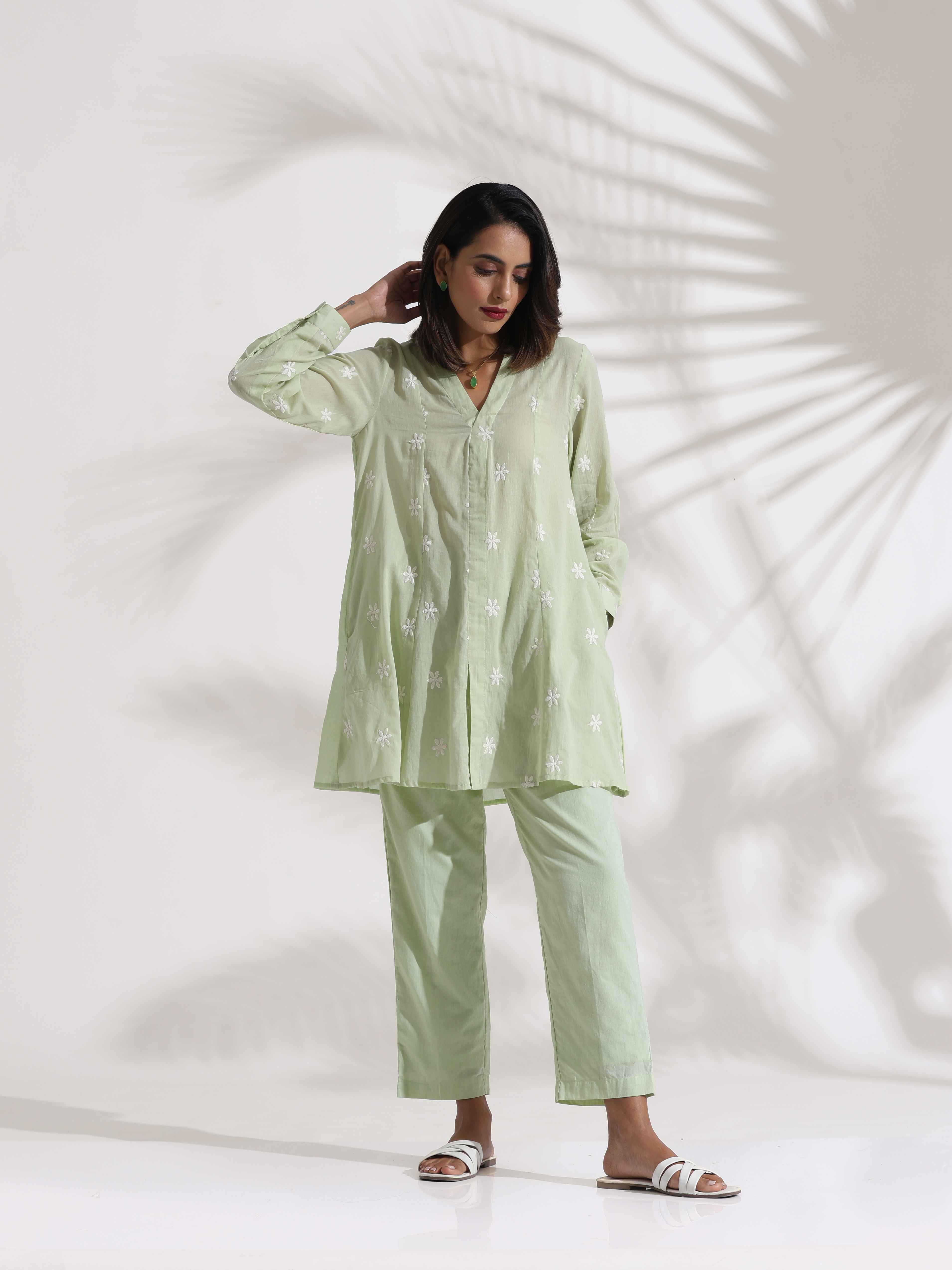 trueBrowns Green Cotton Floral Embroidered Co-ord Set - Distacart