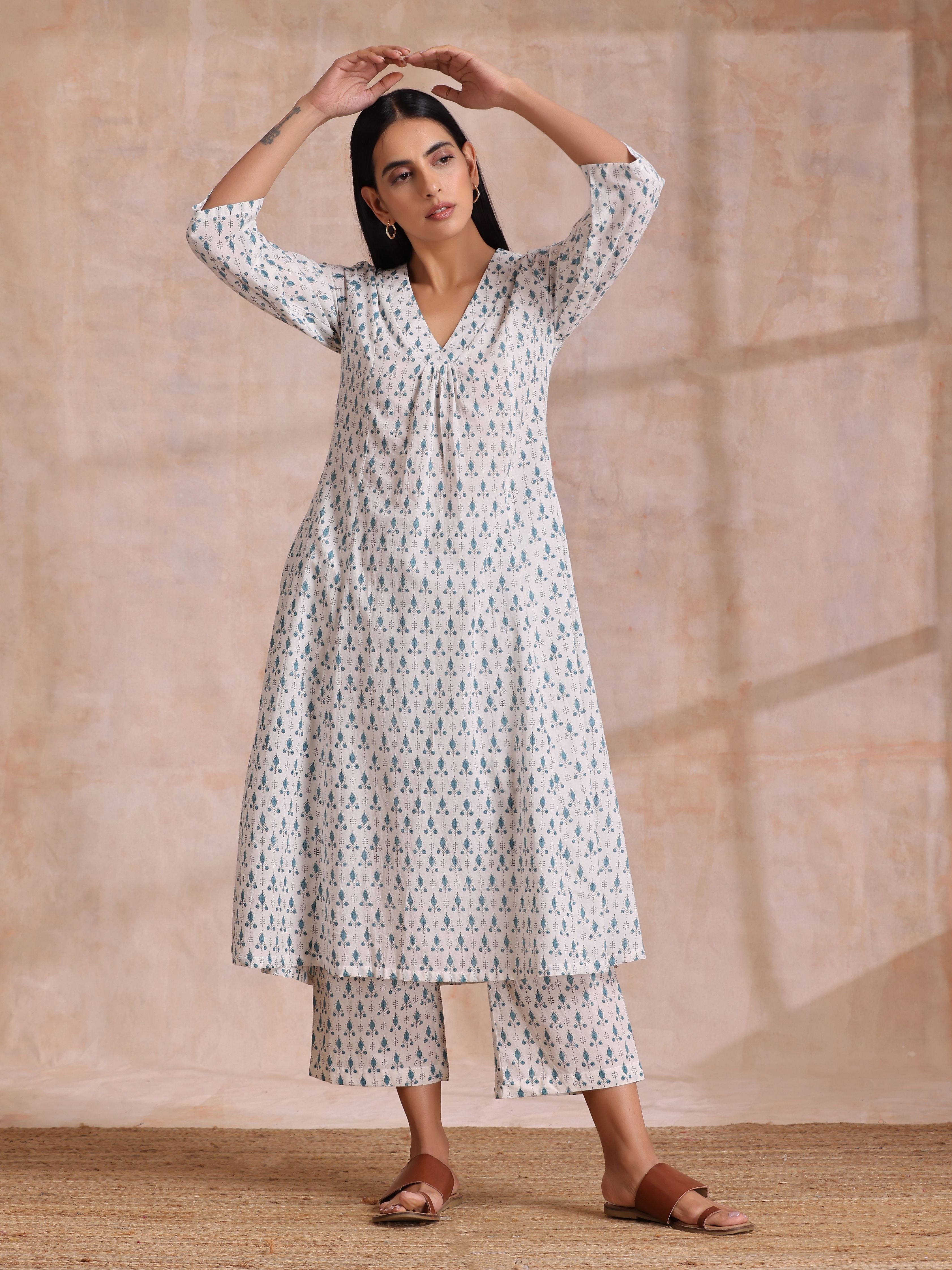 trueBrowns White With Teal Buta Block Print Cotton Front Neck Gathered Kurta Pant Set - Distacart