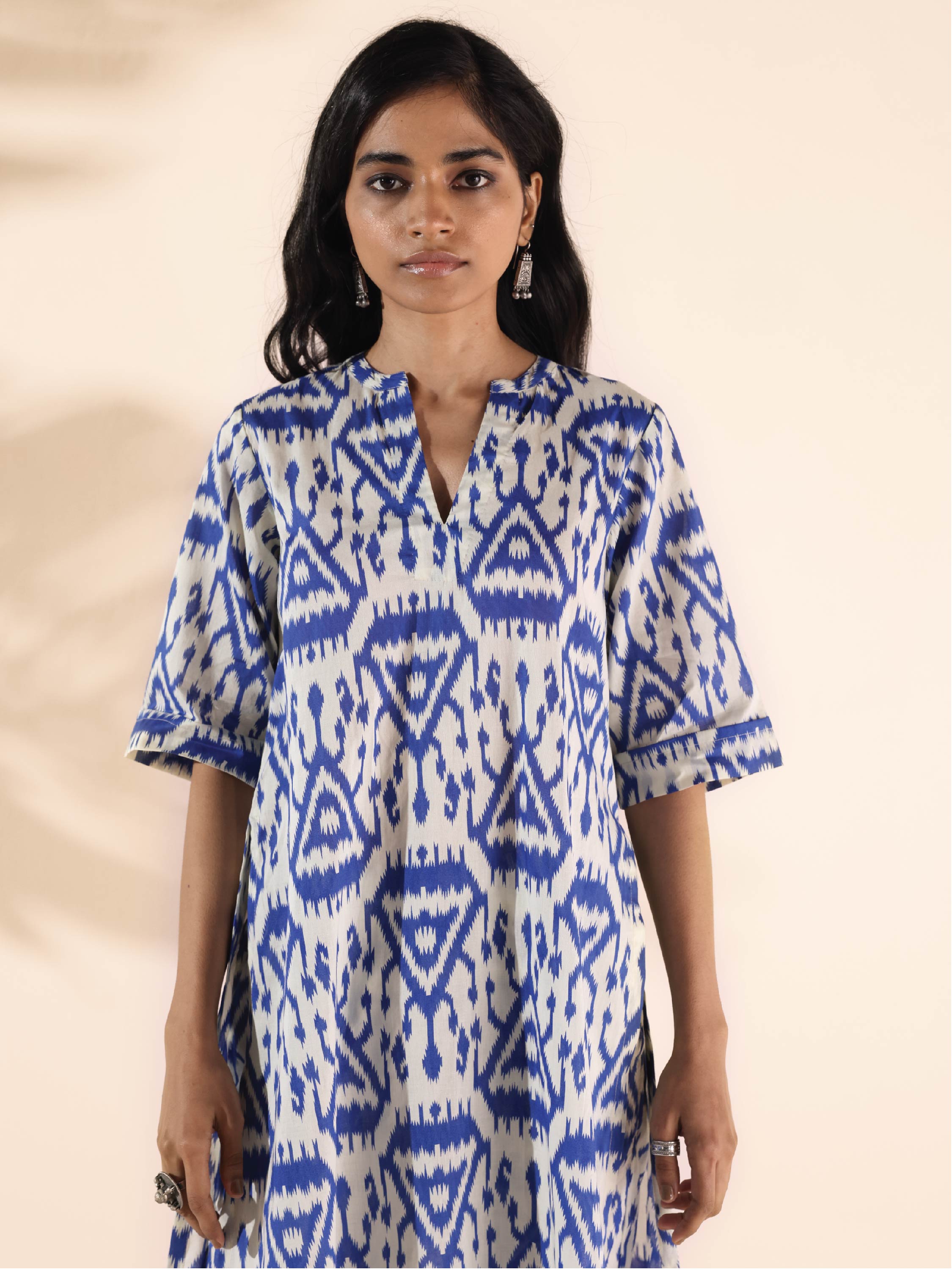 trueBrowns Blue Cotton Ikat High-Low Kurta Pant Set - Distacart