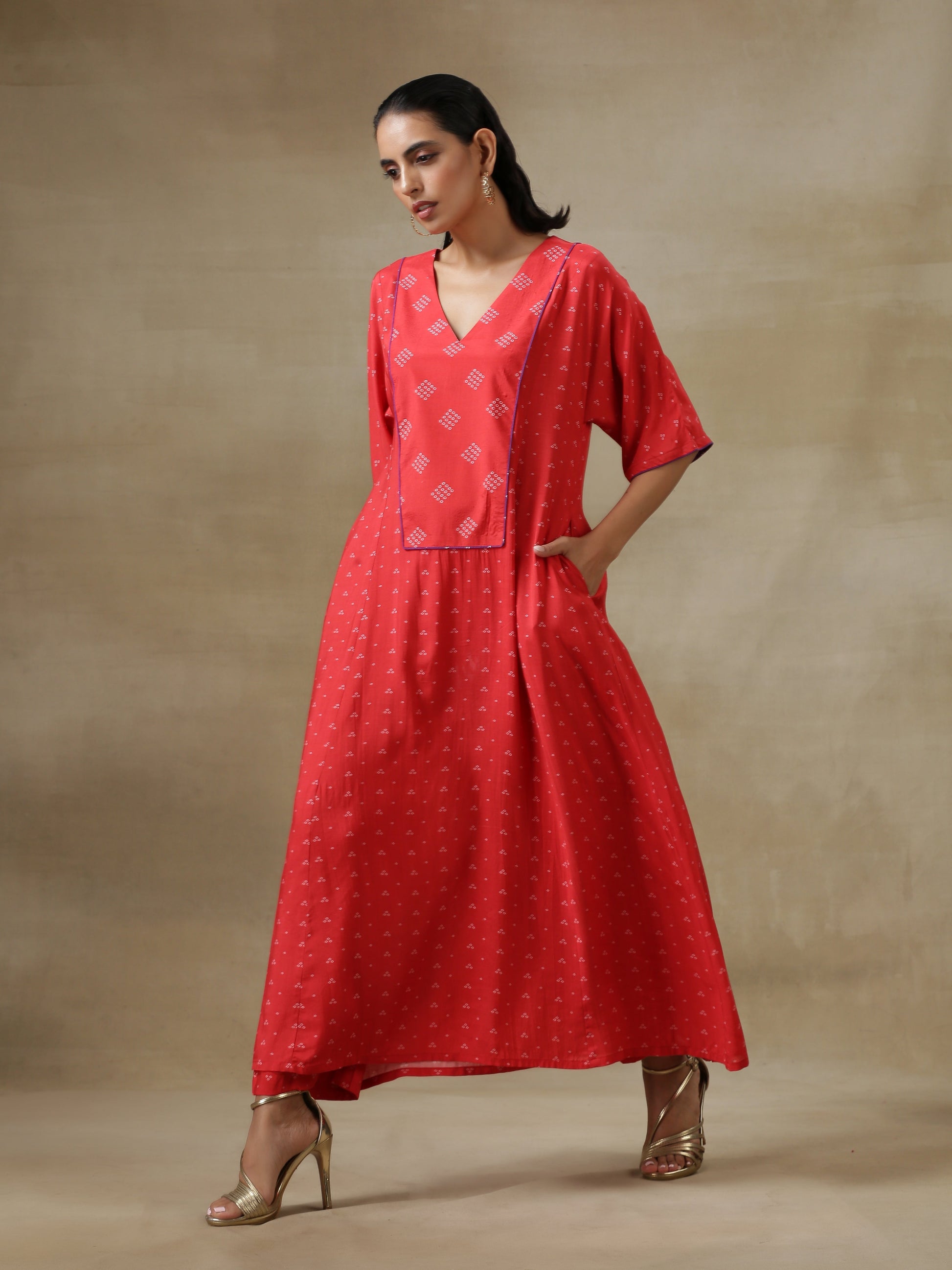 trueBrowns Red Bandhani Printed Silk Long Kurta Pant Set - Distacart