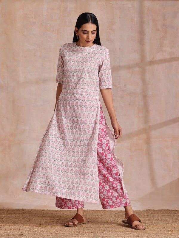 trueBrowns Pink Green Floral On White Block Print Cotton Slit Kurta Pant Set | Relove