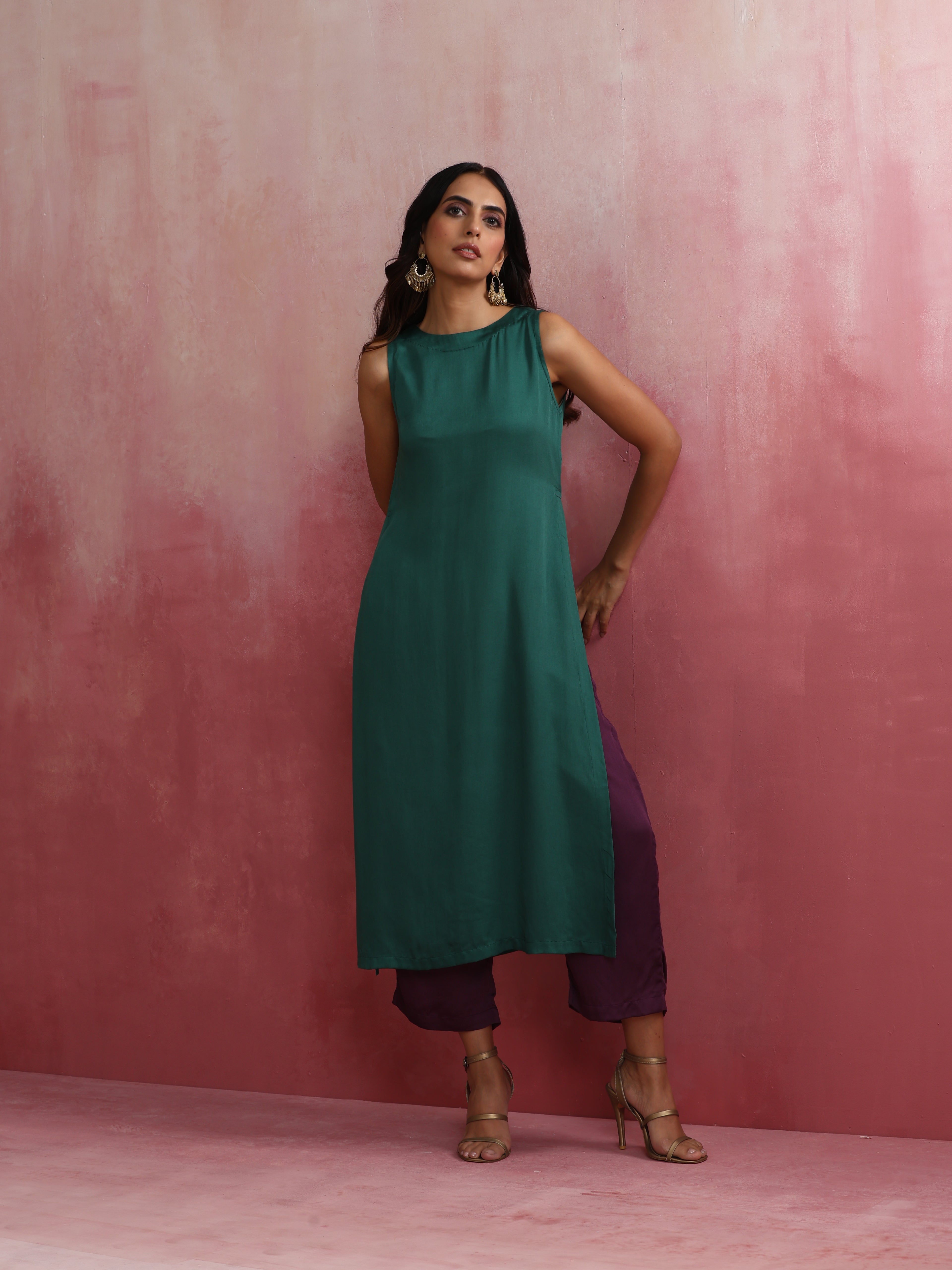 trueBrowns Green Modal High slit Kurta Set - Distacart