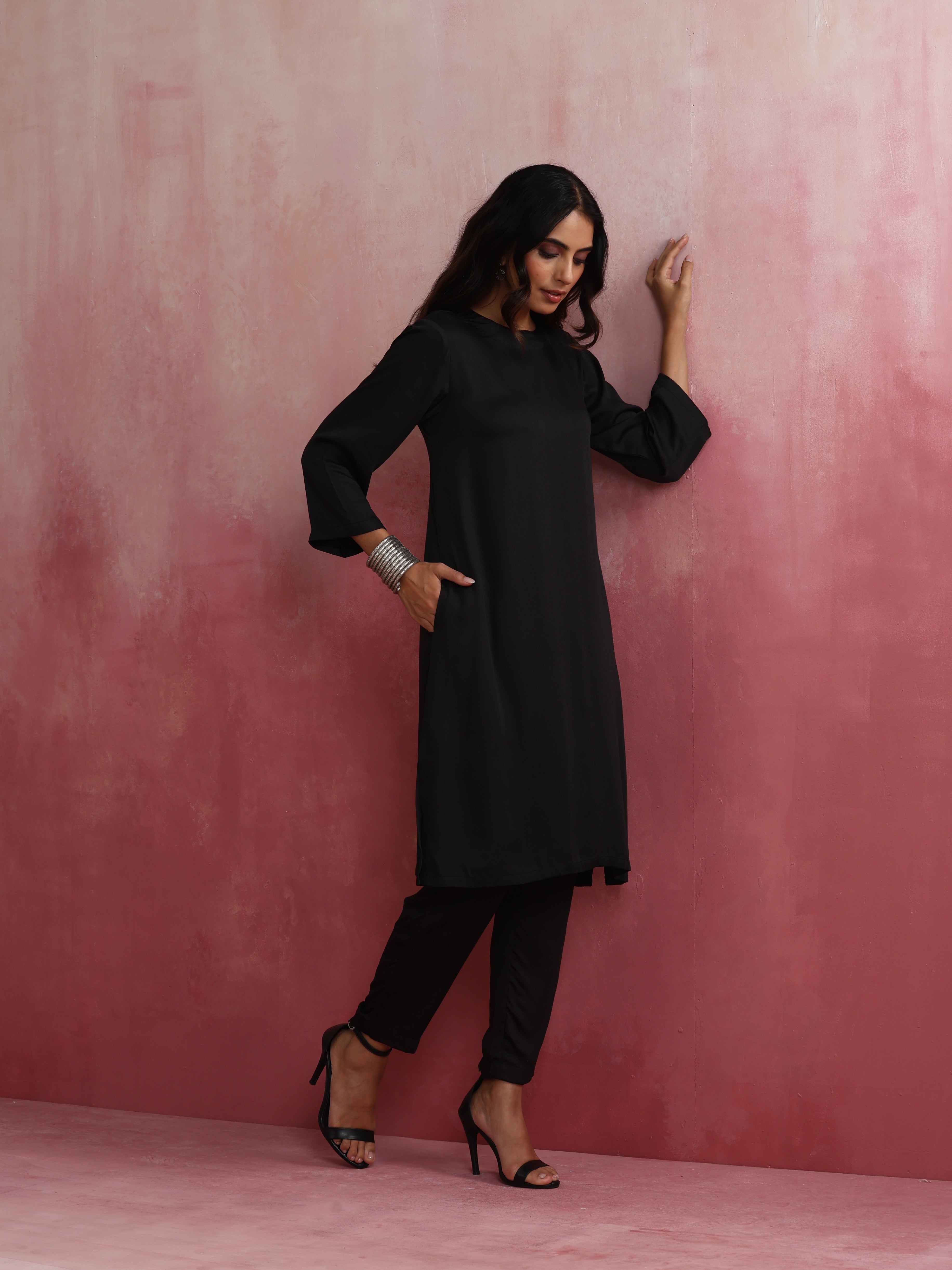 trueBrowns Black Modal Round Neck Kurta Co-ord Set - Distacart