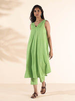 Thumbnail for trueBrowns Green Cotton Dobby Sleeveless Kurta Pant Set - Distacart