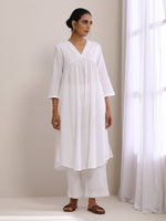 Thumbnail for trueBrowns White Dobby Flared Slit Kurta Pant Set - Distacart