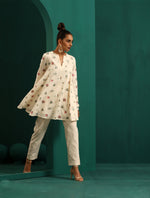 Thumbnail for trueBrowns Ivory Multi Color Floral Cotton Flared Co-ord Set - Distacart