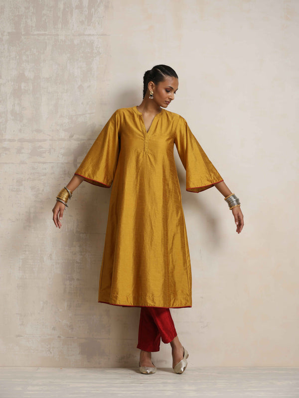 trueBrowns Gold Silk Kurta Set - Distacart