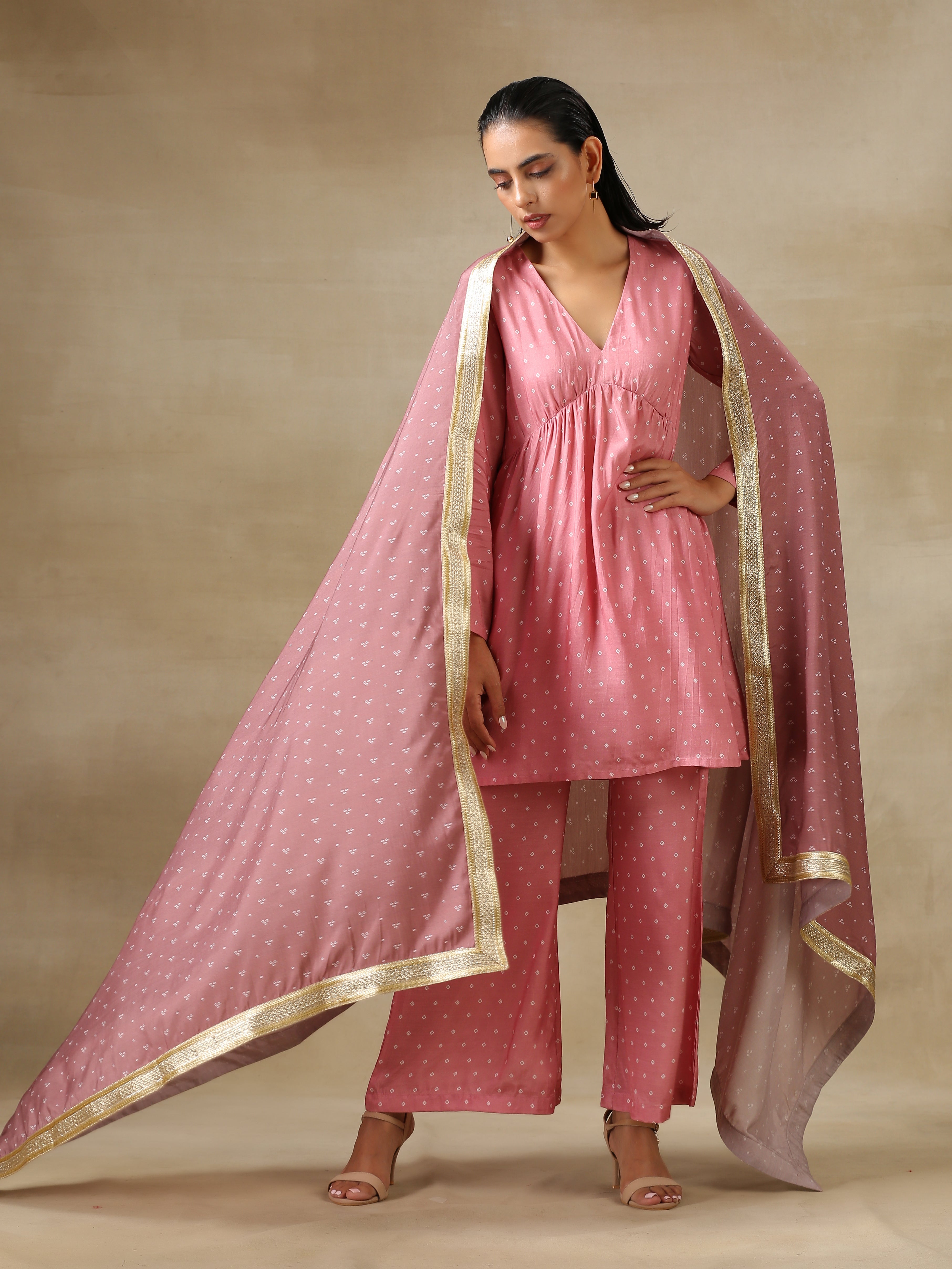 trueBrowns Light Mauve Bandhani Printed Silk Flared Kurta Pant Dupatta Set - Distacart