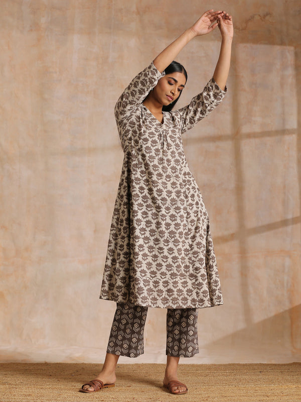 trueBrowns Clay Dabu Buta Print Cotton Front Neck Gathered Kurta Pant Set - Distacart