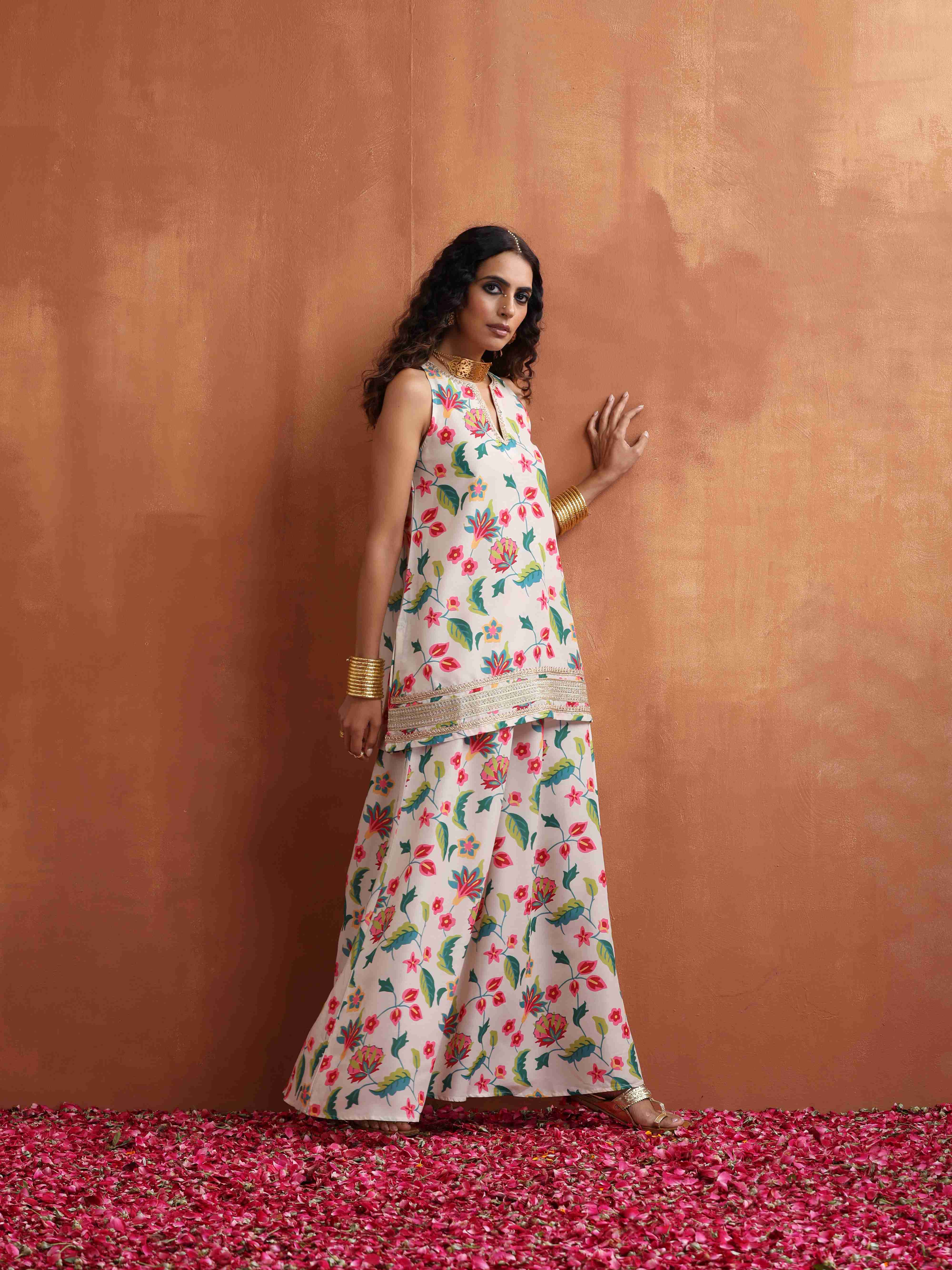 trueBrowns Off White Print Sharara Set - Distacart