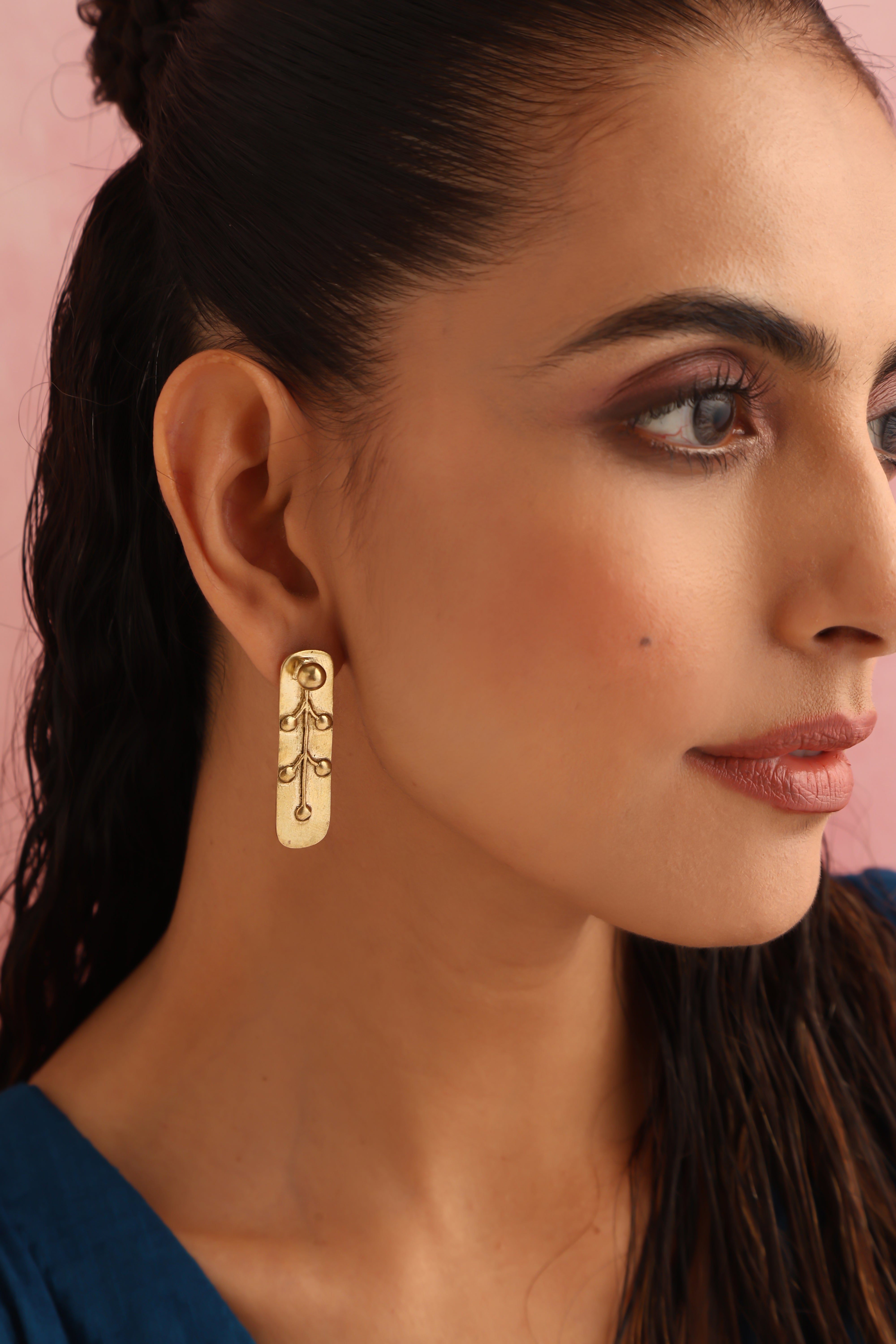 trueBrowns Brass Embossed Rectangular Earrings - Distacart