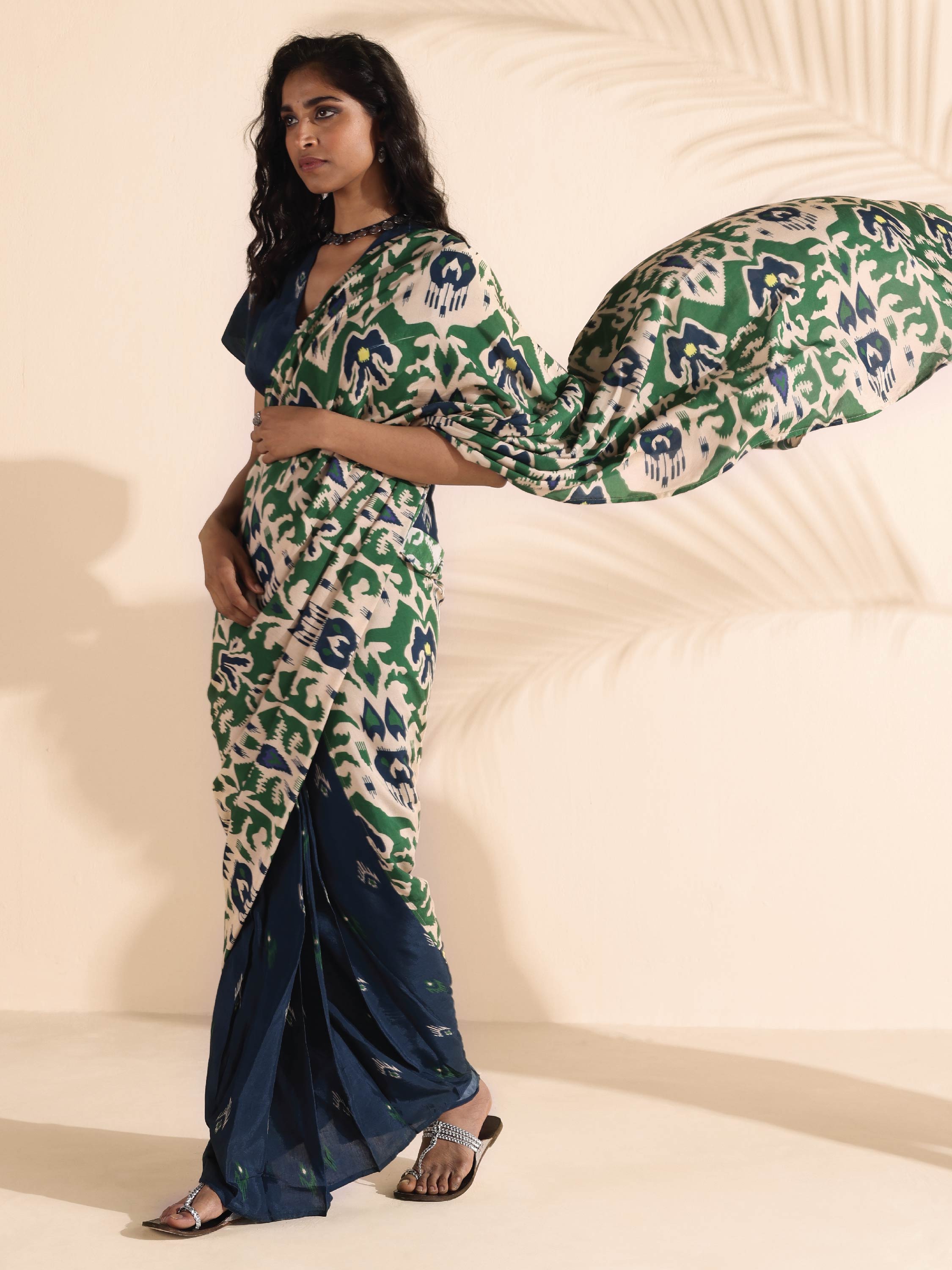 trueBrowns Green Blue Muslin Ikat Saree - Distacart