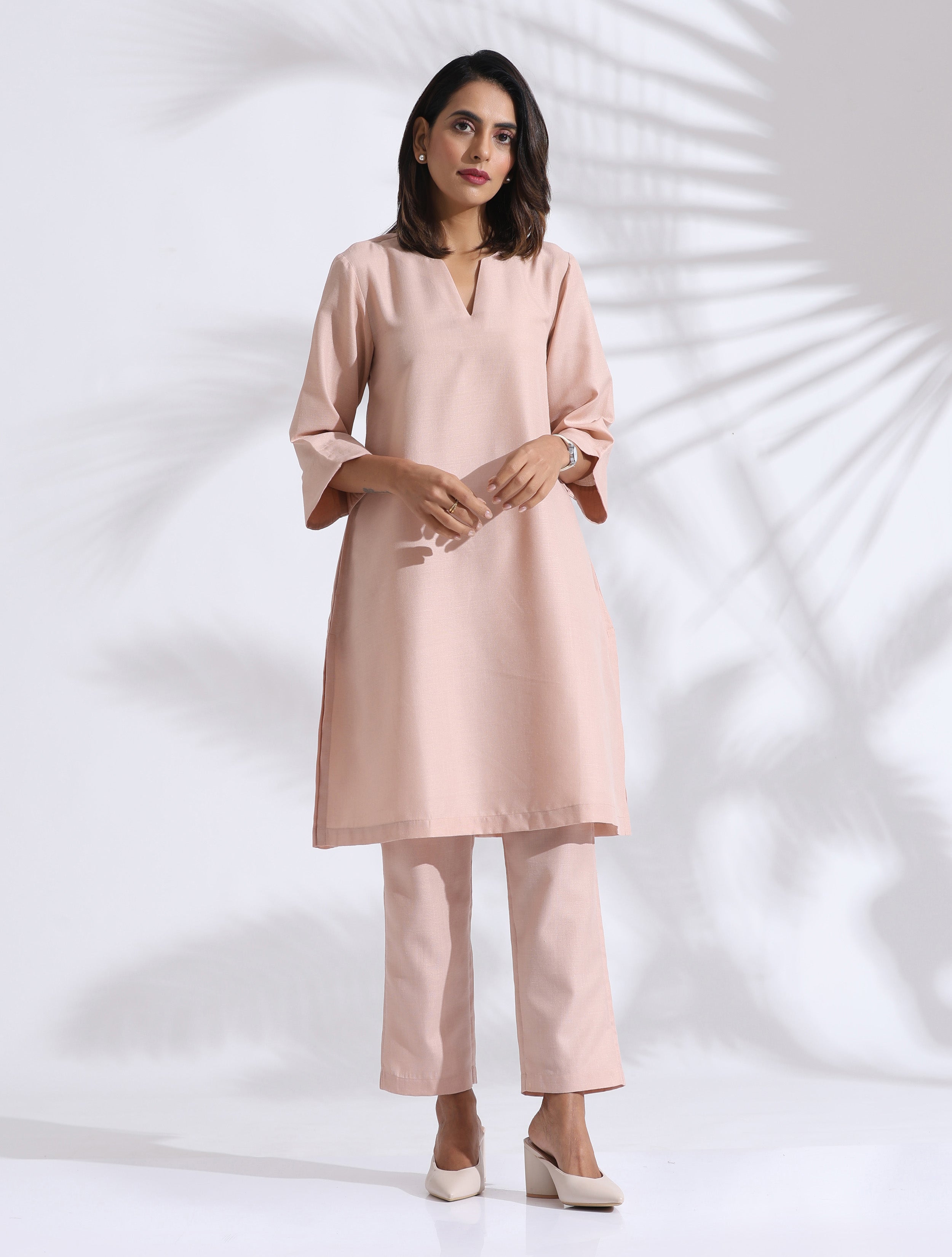 trueBrowns Light Pink Slub Kurta Co-ord Set - Distacart