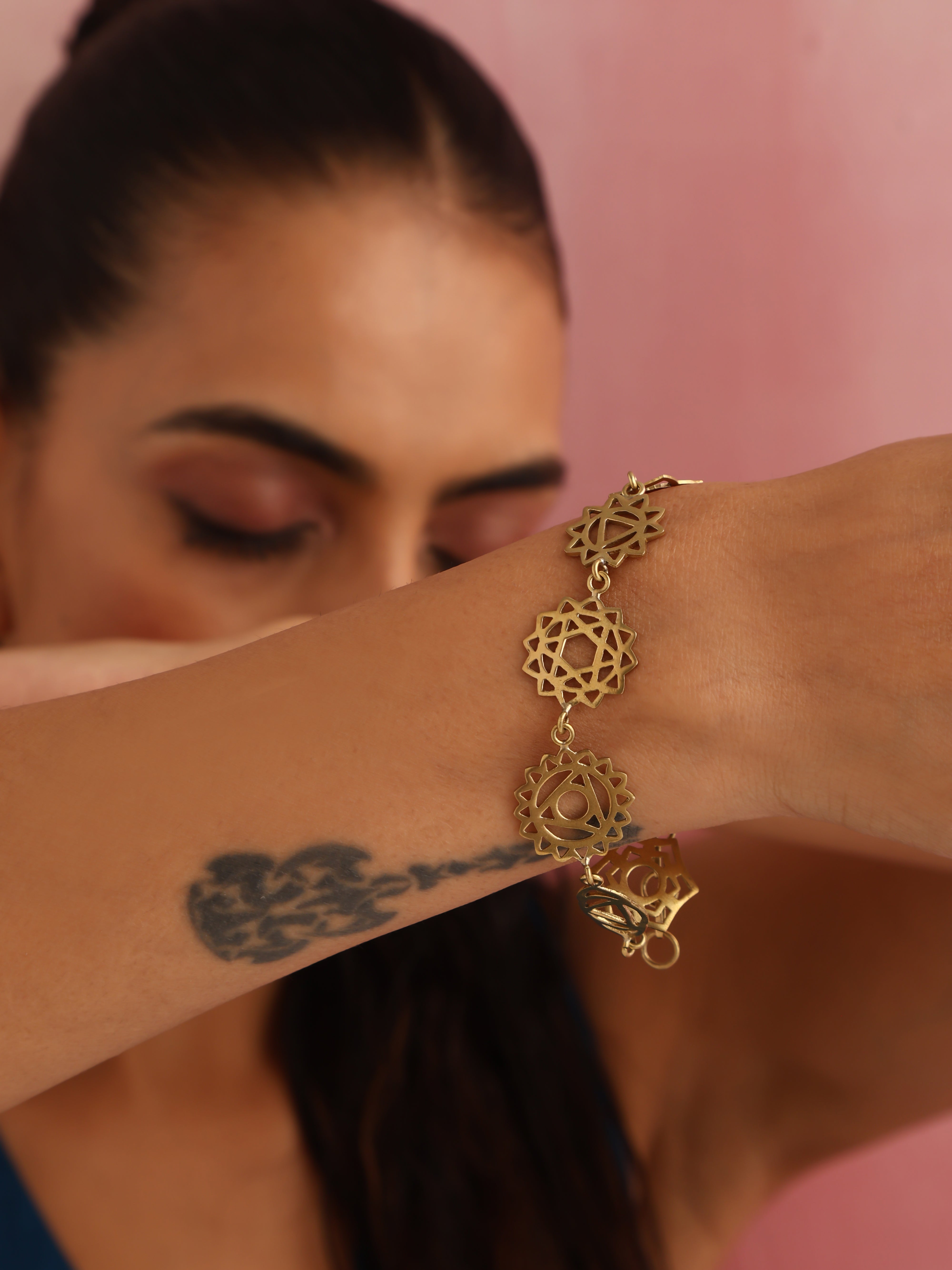 trueBrowns Brass Mandala Braclette - Distacart