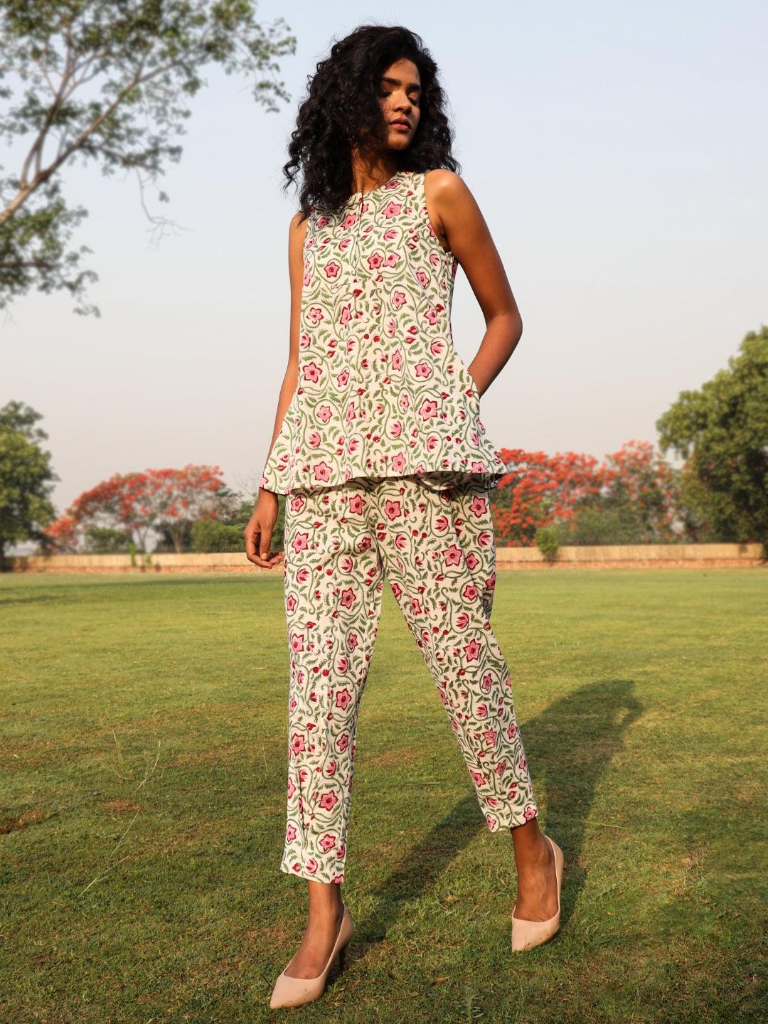 trueBrowns White Cotton Block Print Sleeveless Co-Ord set - Distacart