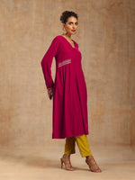 Thumbnail for trueBrowns Rani Pink Velvet Embroidered Kurta - Distacart