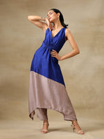 Thumbnail for trueBrowns Blue and Grey Textured Silk Sleeveless Round Hemline Kurta Pant Set | Relove