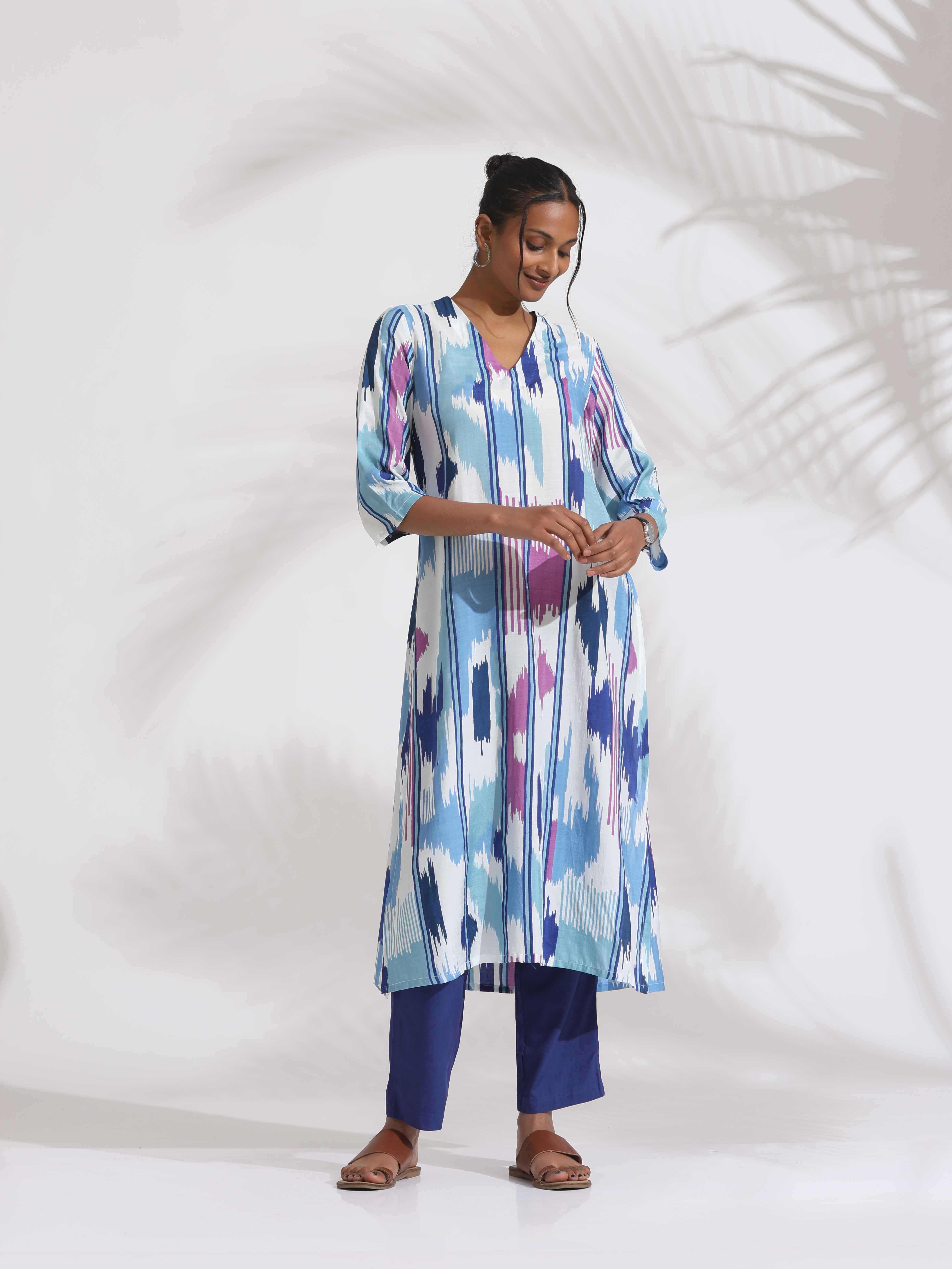 trueBrowns Blue Ikat Print Muslin Kurta Set - Distacart