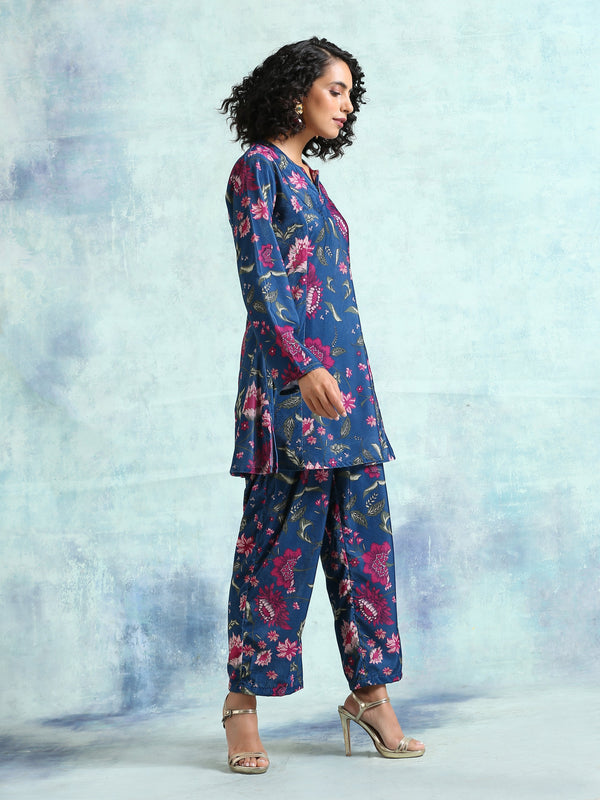 trueBrowns Blue Printed Velvet Co-Ord Set - Distacart