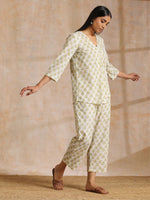 Thumbnail for trueBrowns Green Buta On Off-White Block Print Cotton Co-Ord Set - Distacart