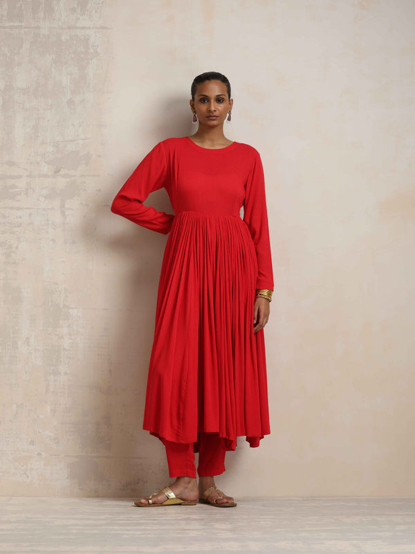 trueBrowns Red Crinkle Anarkali Kurta Pant Dupatta Set - Distacart