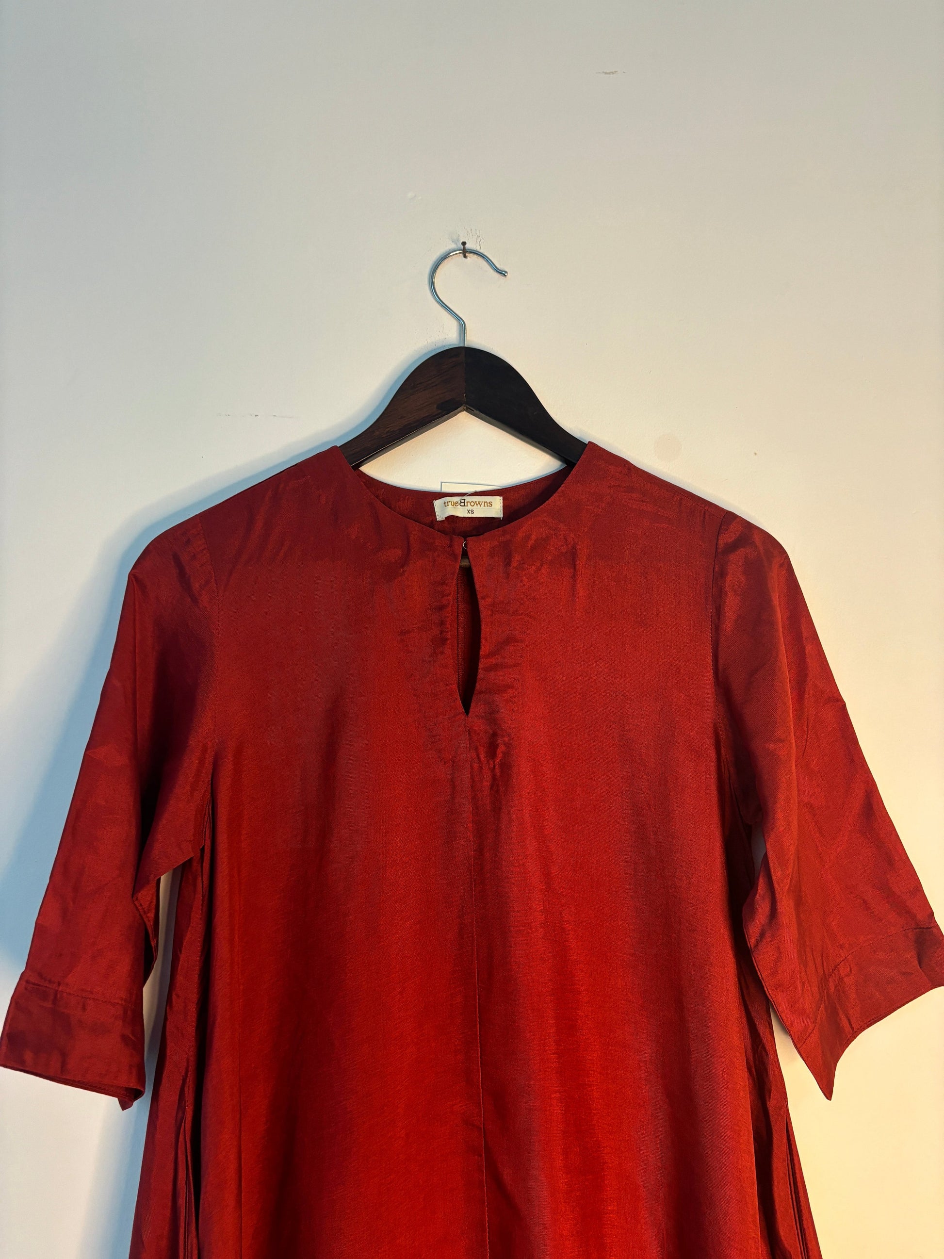 trueBrowns Maroon Silk Kurta - Distacart