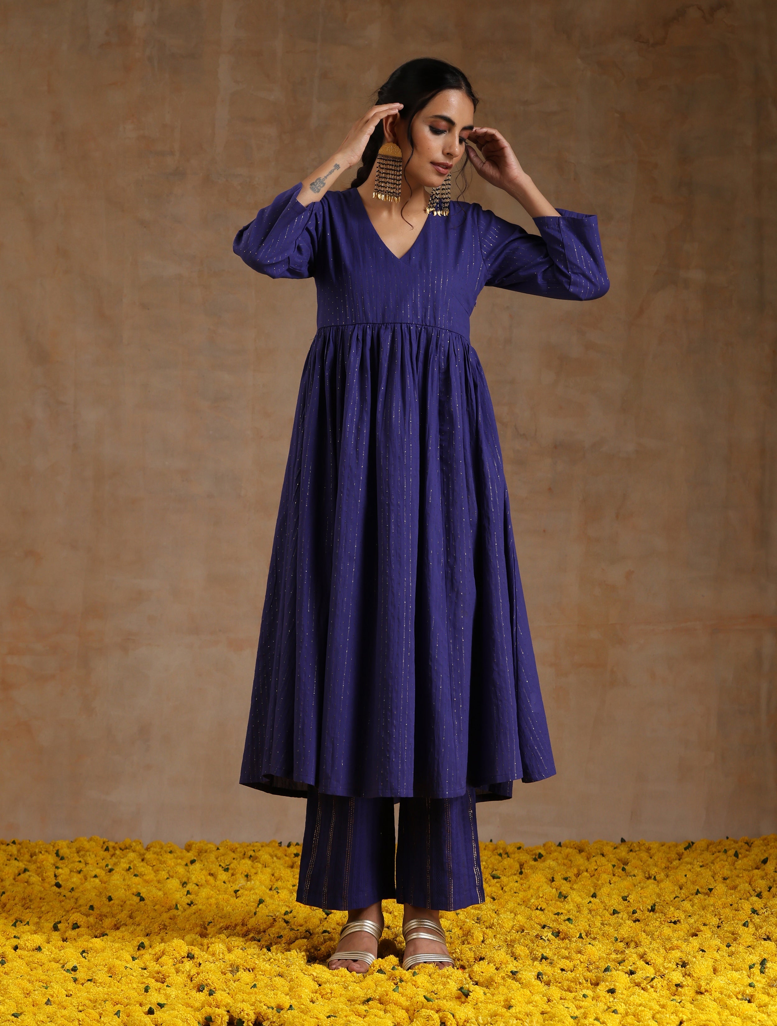 trueBrowns Spectrum Blue Gold Cotton Kalidar Kurta Set - Distacart