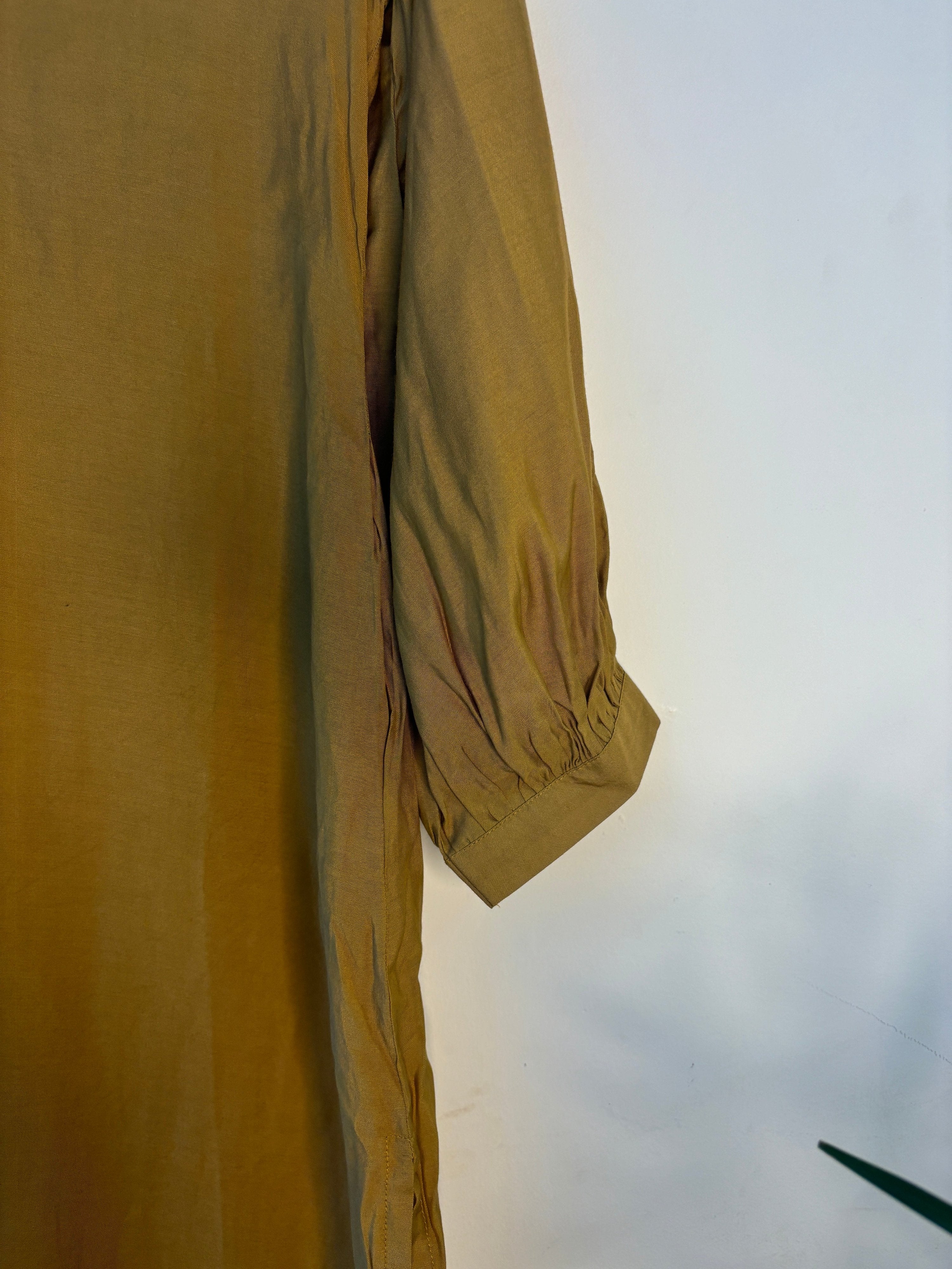 trueBrowns Golden Silk Kurta - Distacart