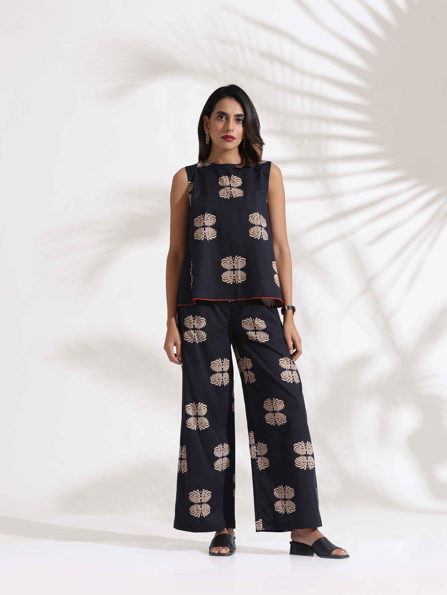 trueBrowns Black Cotton Print Top & Flared Pants Co-ord Set - Distacart