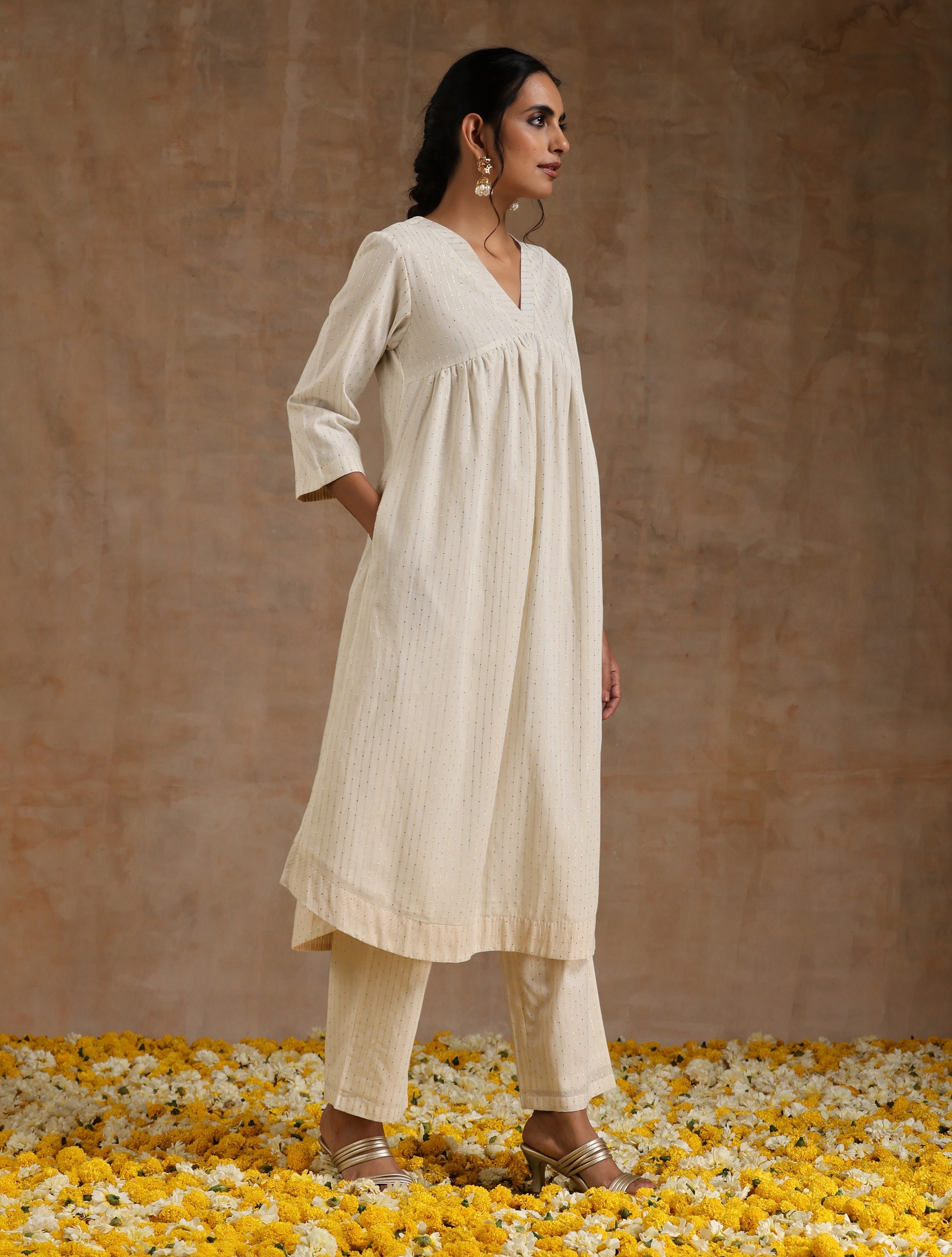 trueBrowns Ivory Gold Cotton Flared Kurta Set - Distacart